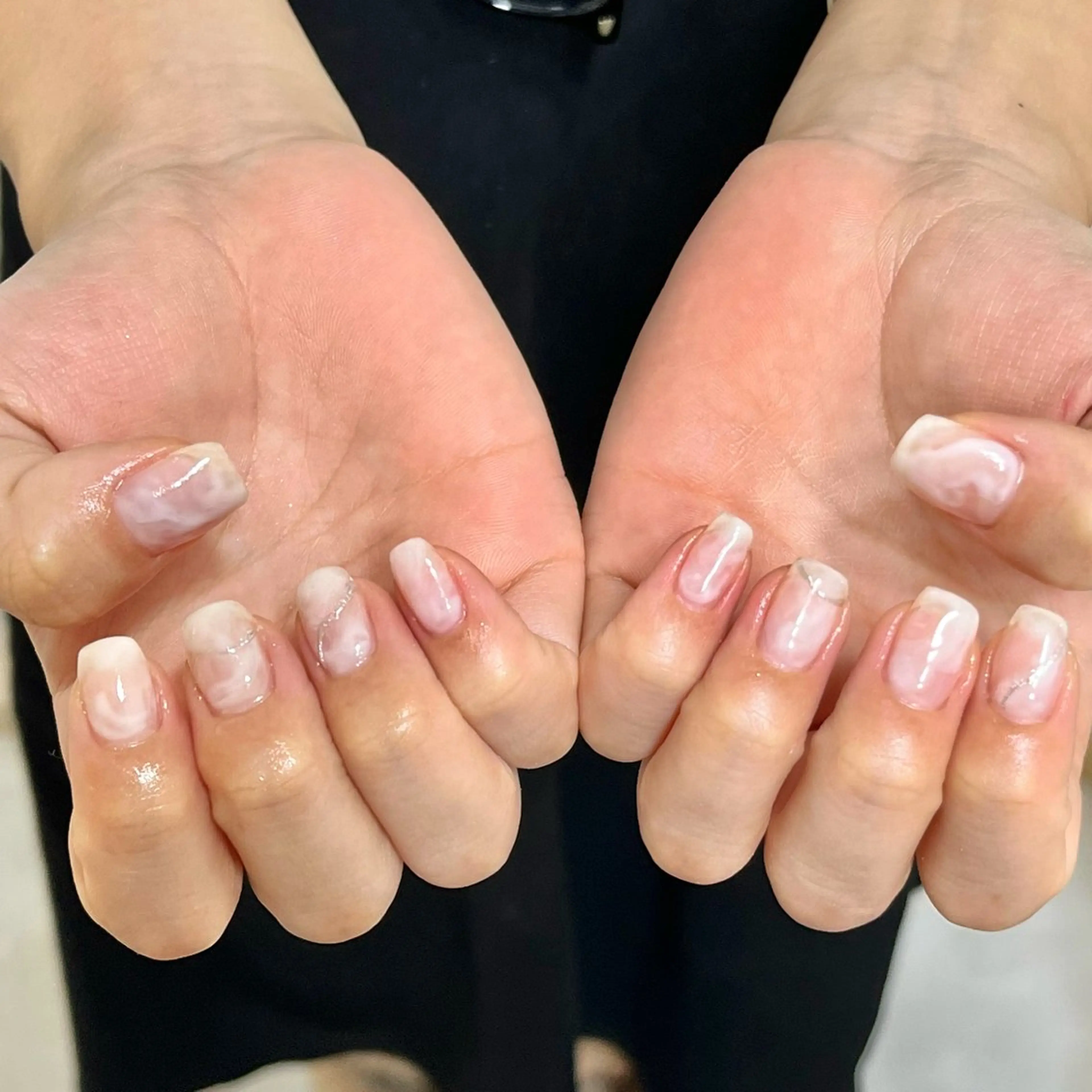 ネイル ミラーネイル ニュアンスネイル ハンドネイル Bianca TORII🌞のネイルデザイン