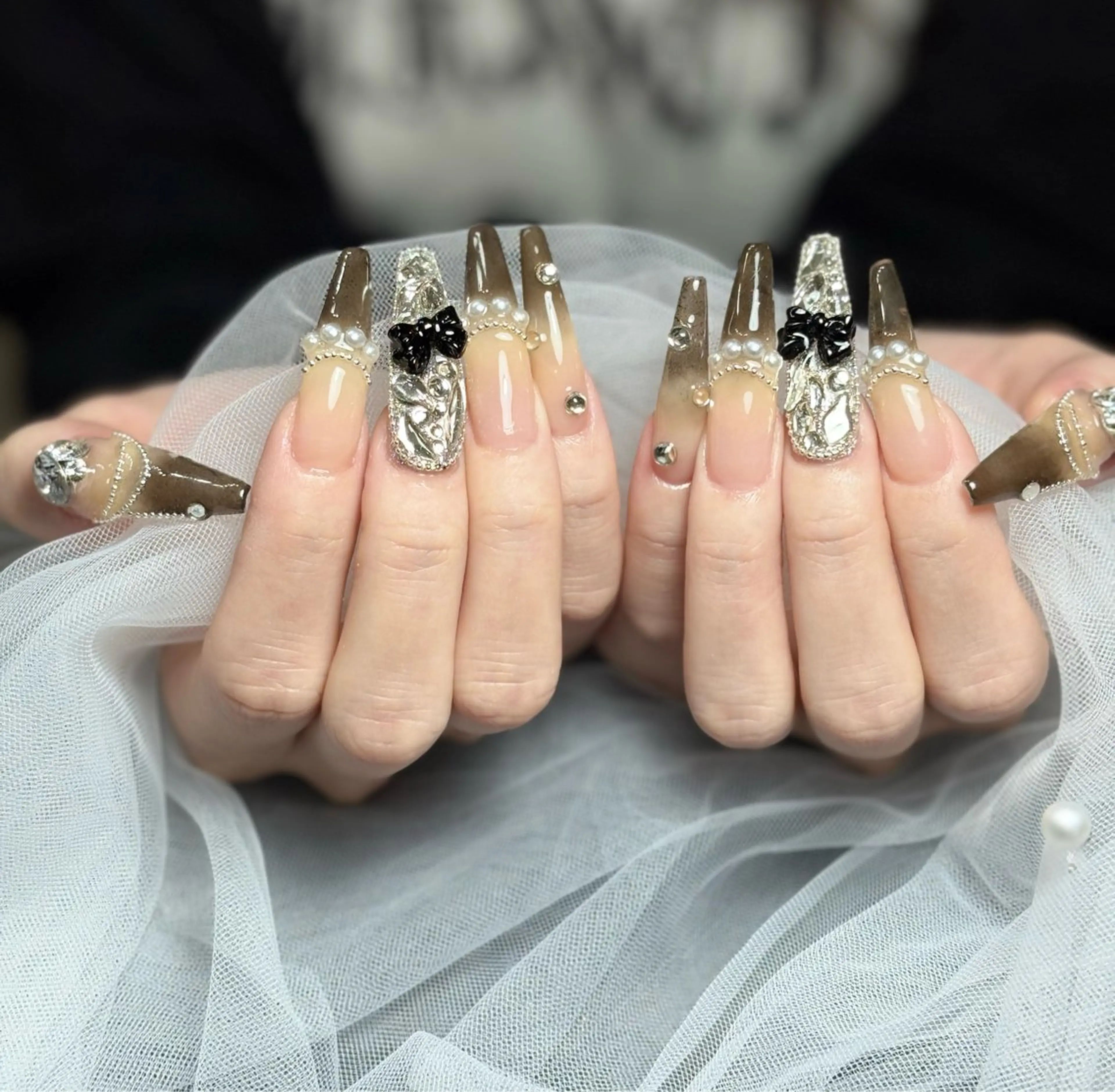 ネイル アートネイル 長さ出し ジェルネイル マグネットネイル ニュアンスネイル なな_ CloudyChanのネイルデザイン