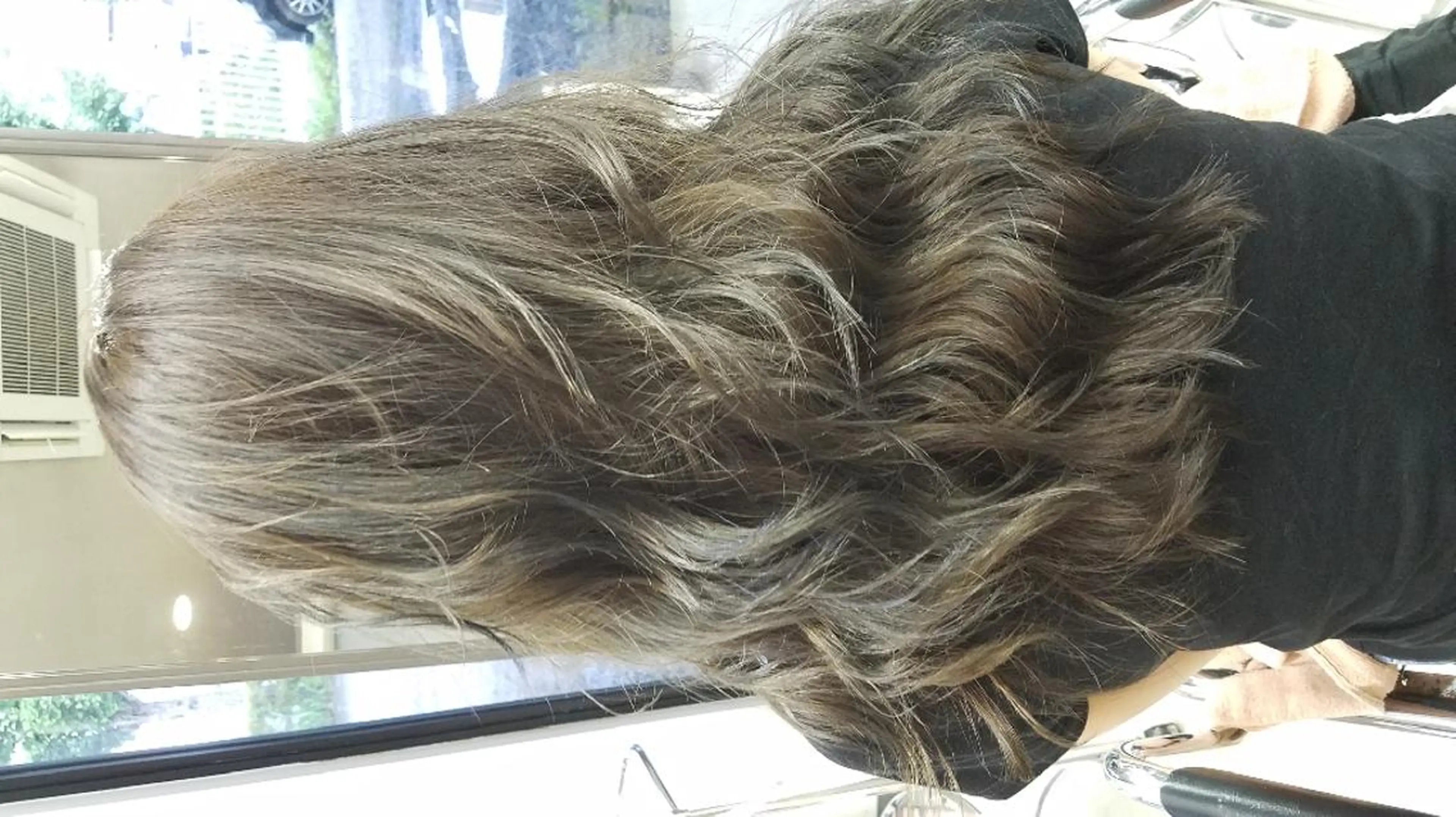 セミロング カラー imaizumi takuyaのヘアスタイル