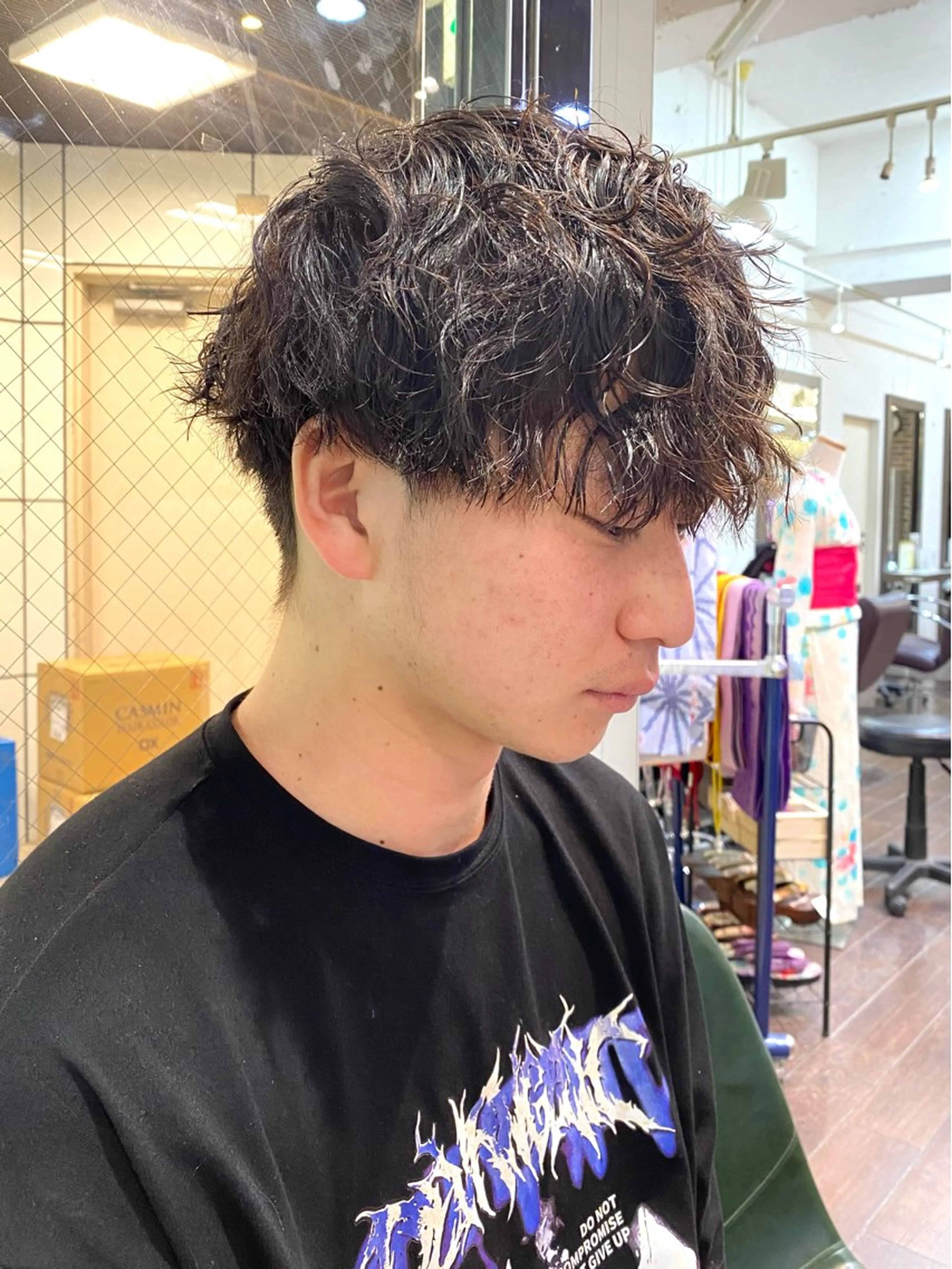 パーマ メンズ カット パーマ トリートメント ヘッドスパ ヘアセット パーマ　ネイル /コトミ🐸のネイルデザイン