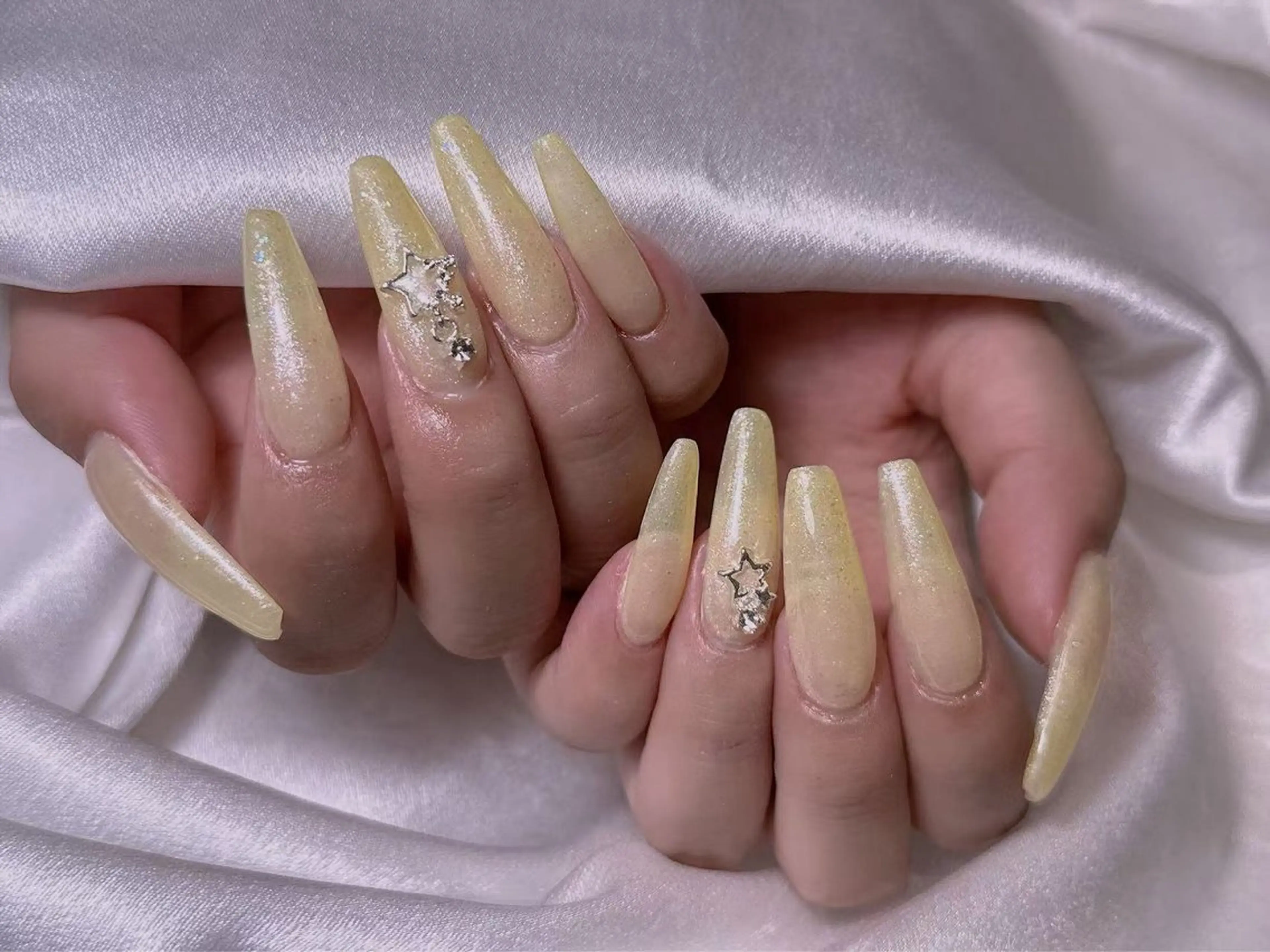 ネイル 長さ出し専門店 RIRIのネイルデザイン