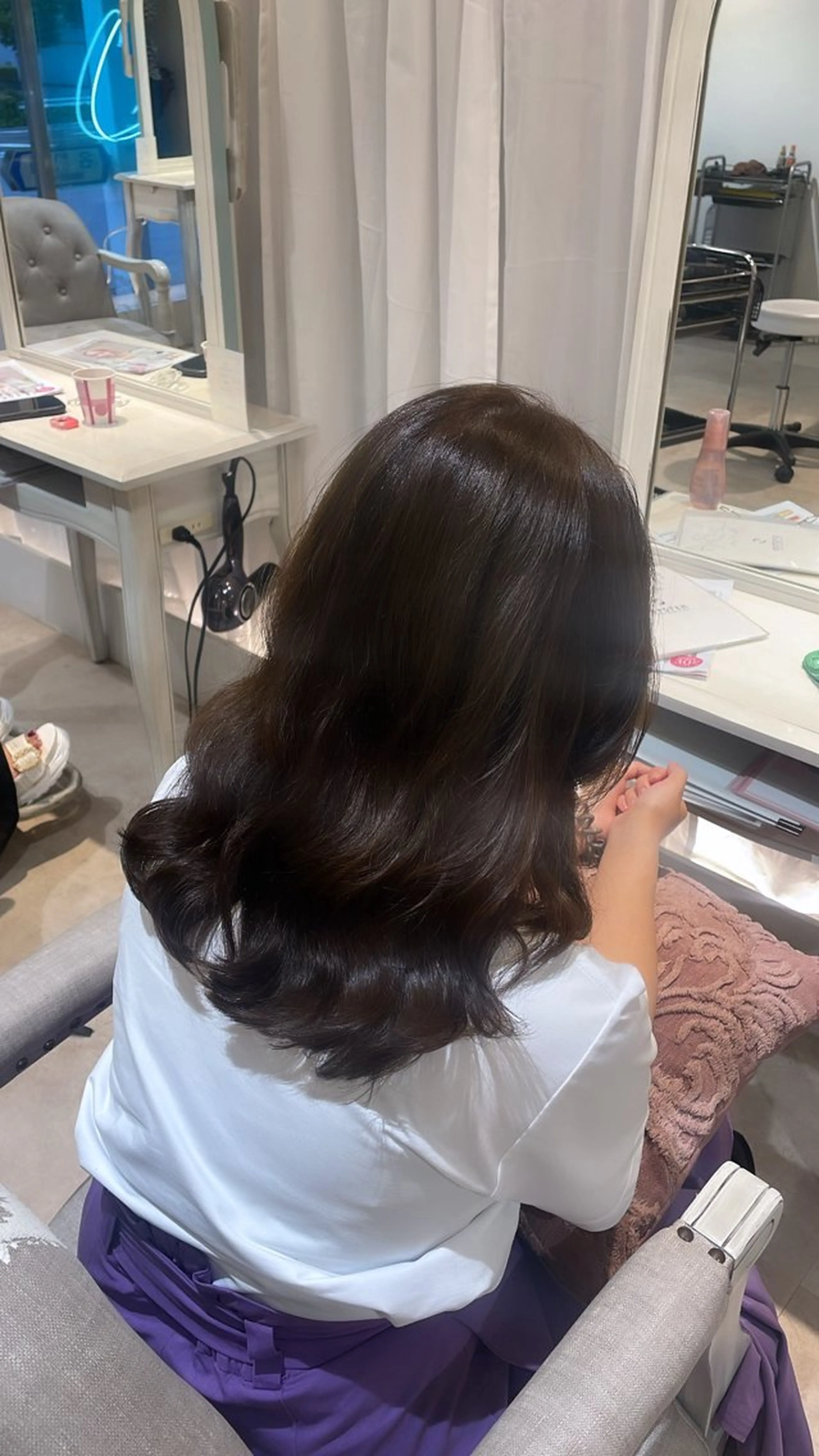 セミロング カラー セミロングパーマ 透明感カラー CreBiA🎀 ayaのマツエク・マツパデザイン