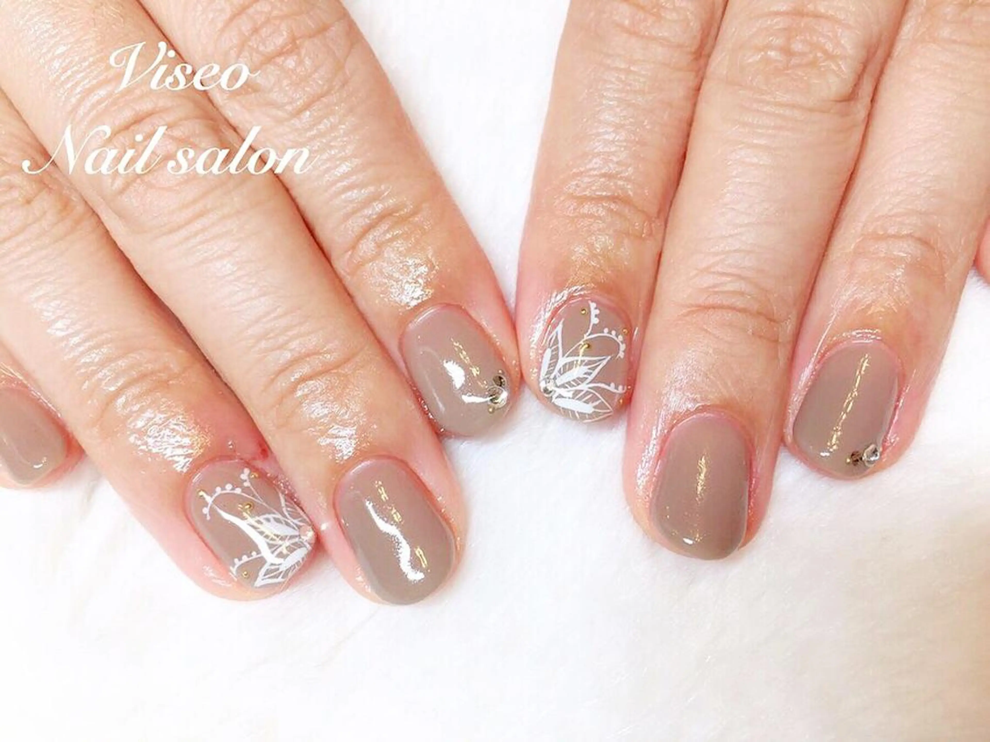ネイル Viseo《6週間 長持ちパラジェル》のネイルデザイン