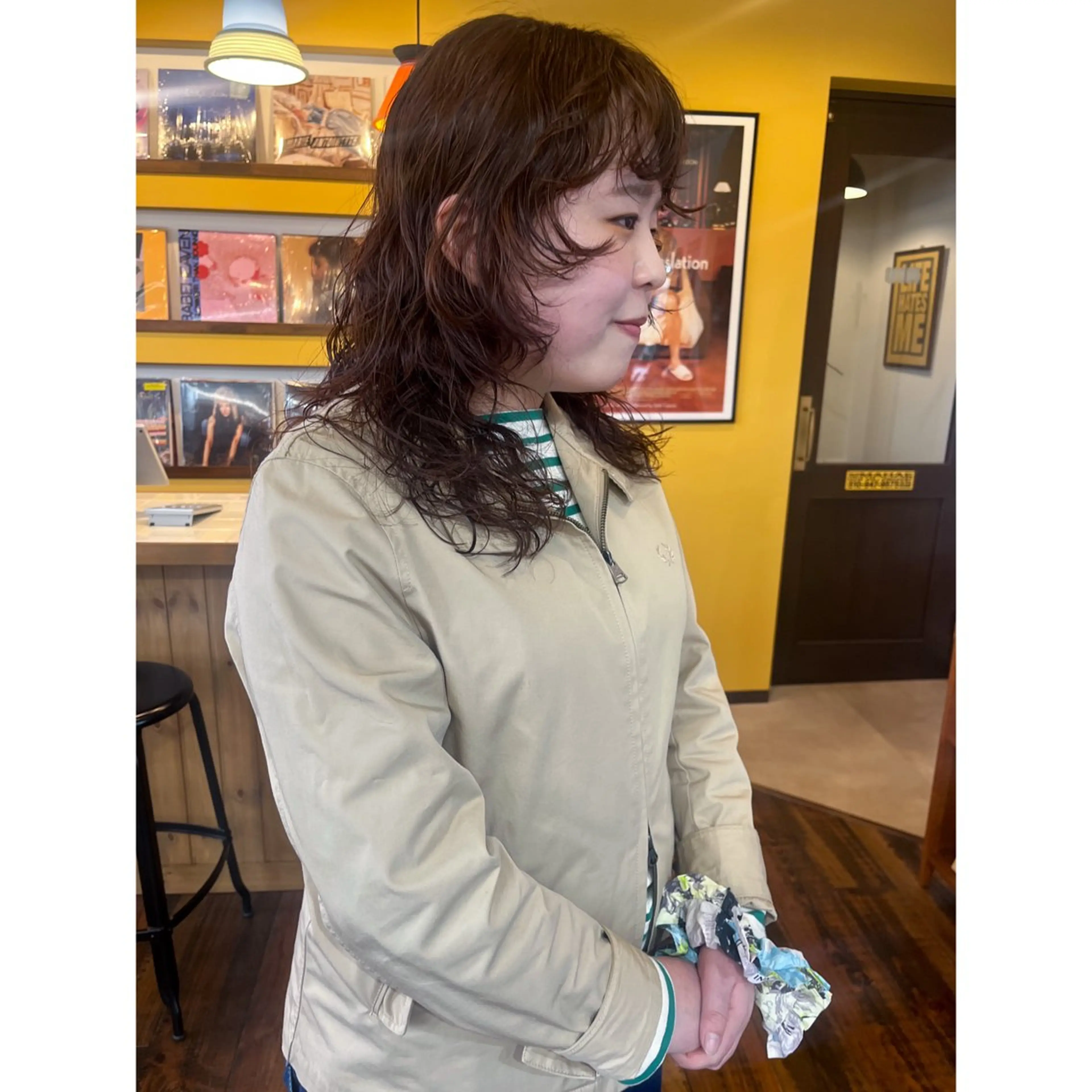 ミディアム 顔周りカット レイヤーカット 【NIU】 wakakoのヘアスタイル