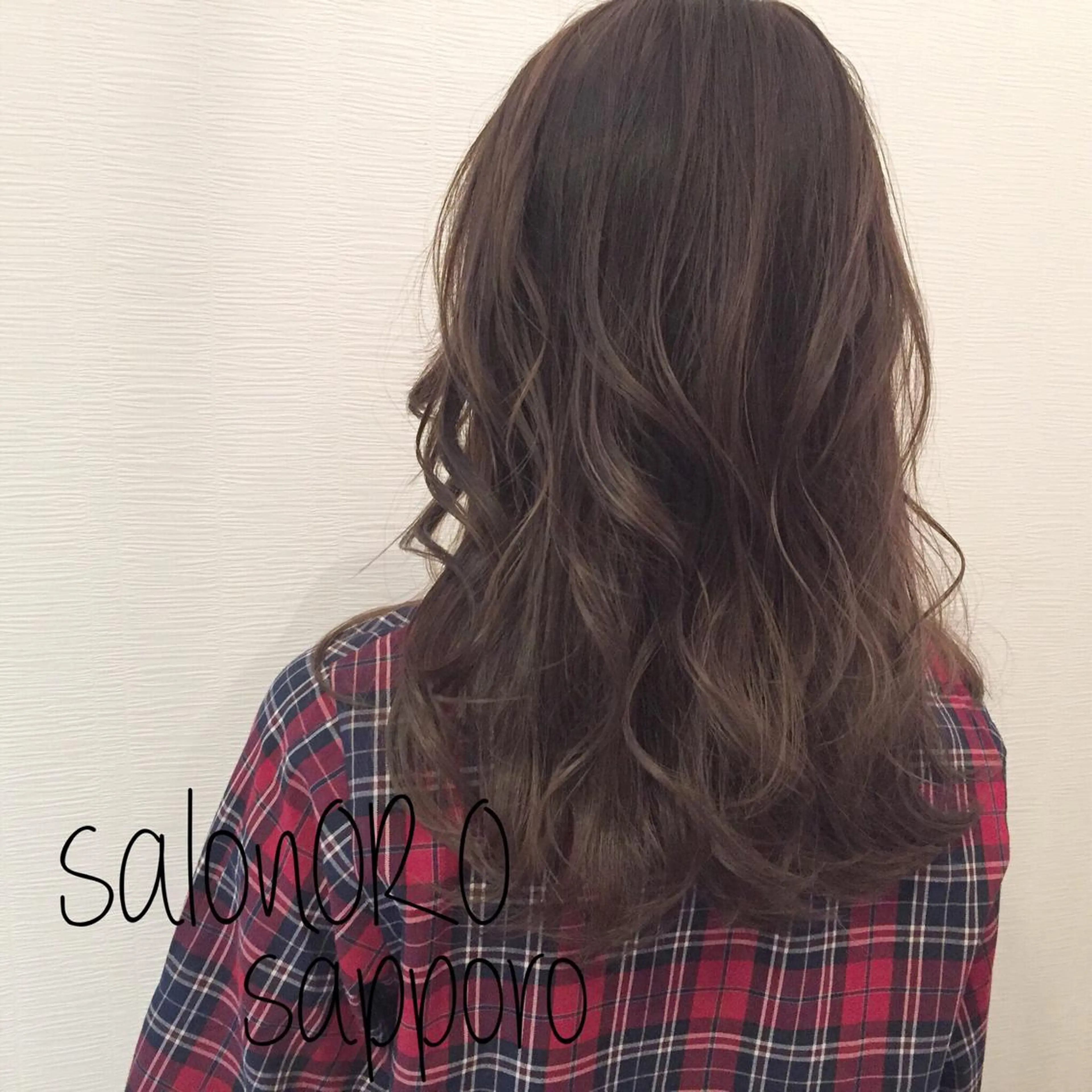 ロング カラー アディクシーカラー グラデーションカラー ハイライトカラー シルバー ハイライト カット ヘアカラー トリートメント 池田 真由美のヘアスタイル