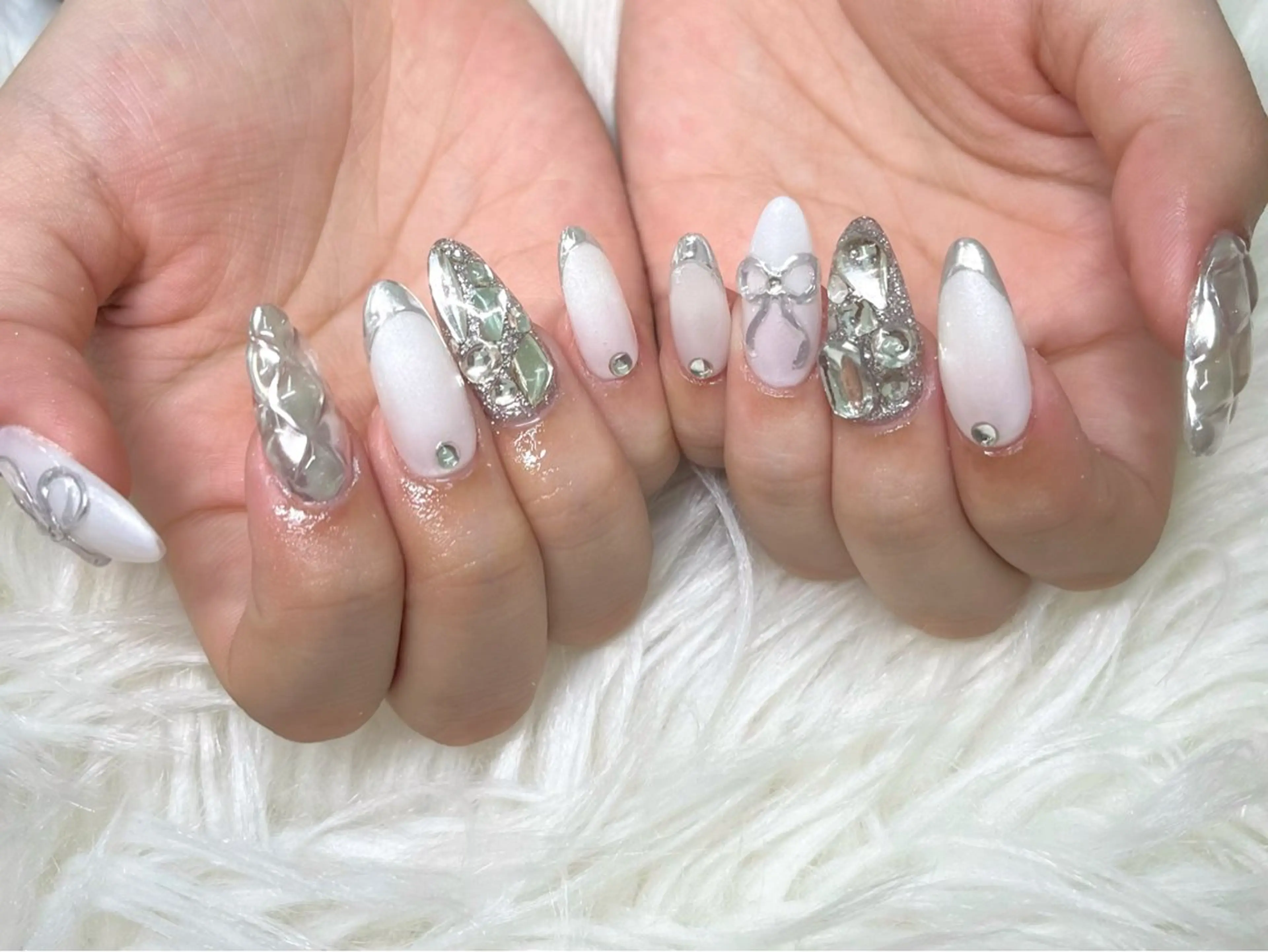 ネイル ネイルサロンリベラ 金山店　水野のネイルデザイン