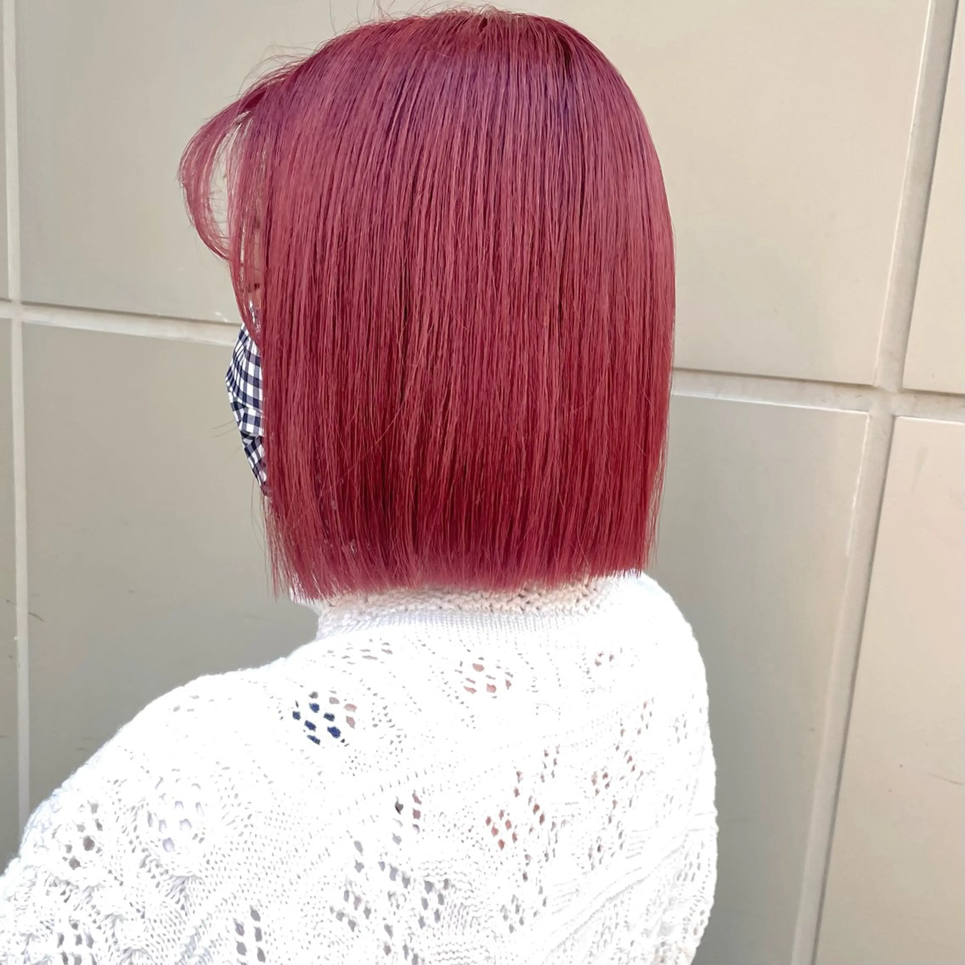 ショート カラー 切りっぱなしボブ カシス ピンクカラー ボブ 韓国風ヘア 髪質改善/ブリーチ毛 縮毛矯正/ MIHOのヘアスタイル
