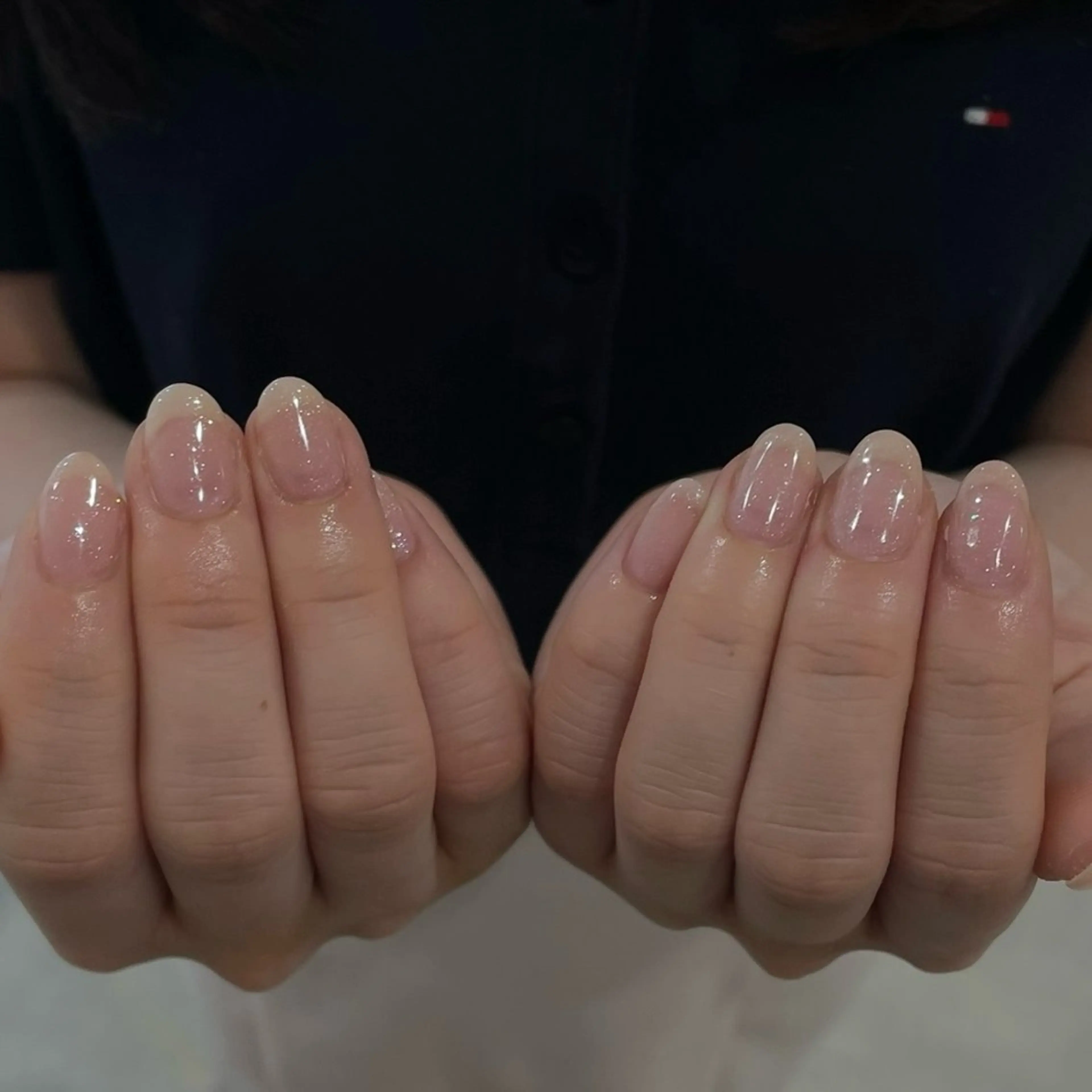 ネイル ハンドネイル 𝑟𝑖𝑠𝑎 🕯‎🤍のネイルデザイン