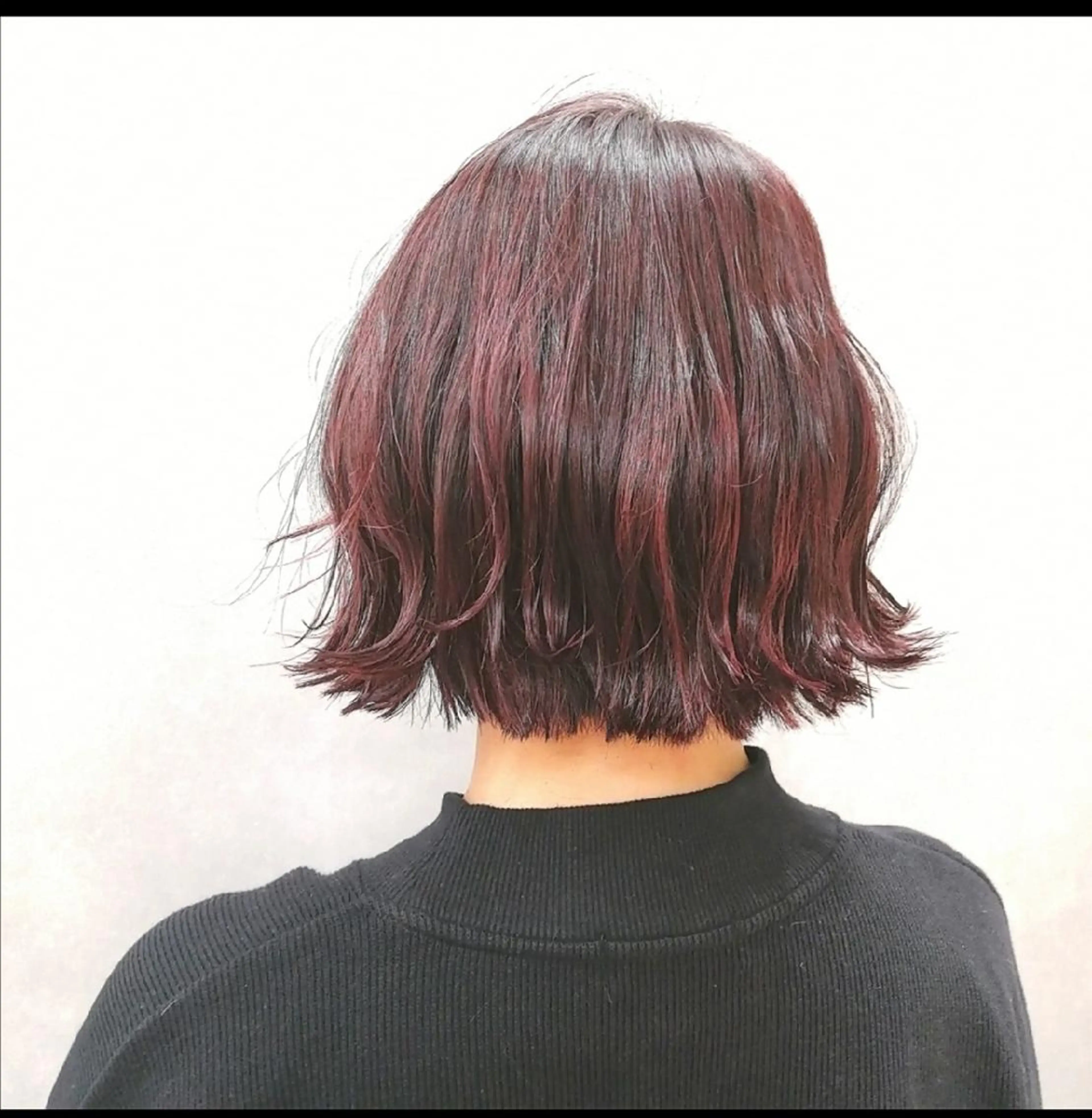 ミディアム カラー ローズカラー hase _のヘアスタイル