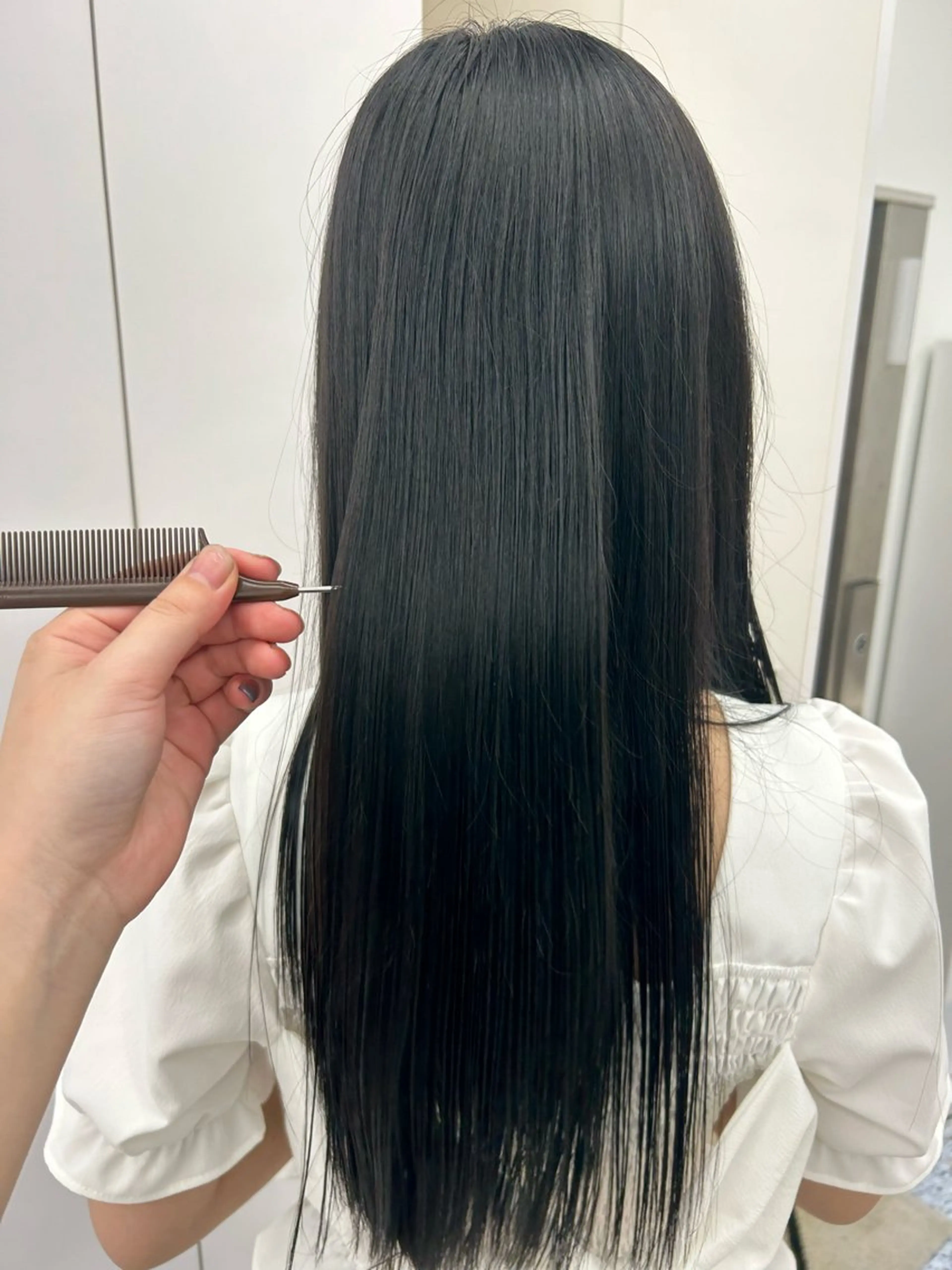 ロング ハルカ 透明感カラー 美髪縮毛矯正🥣のヘアスタイル