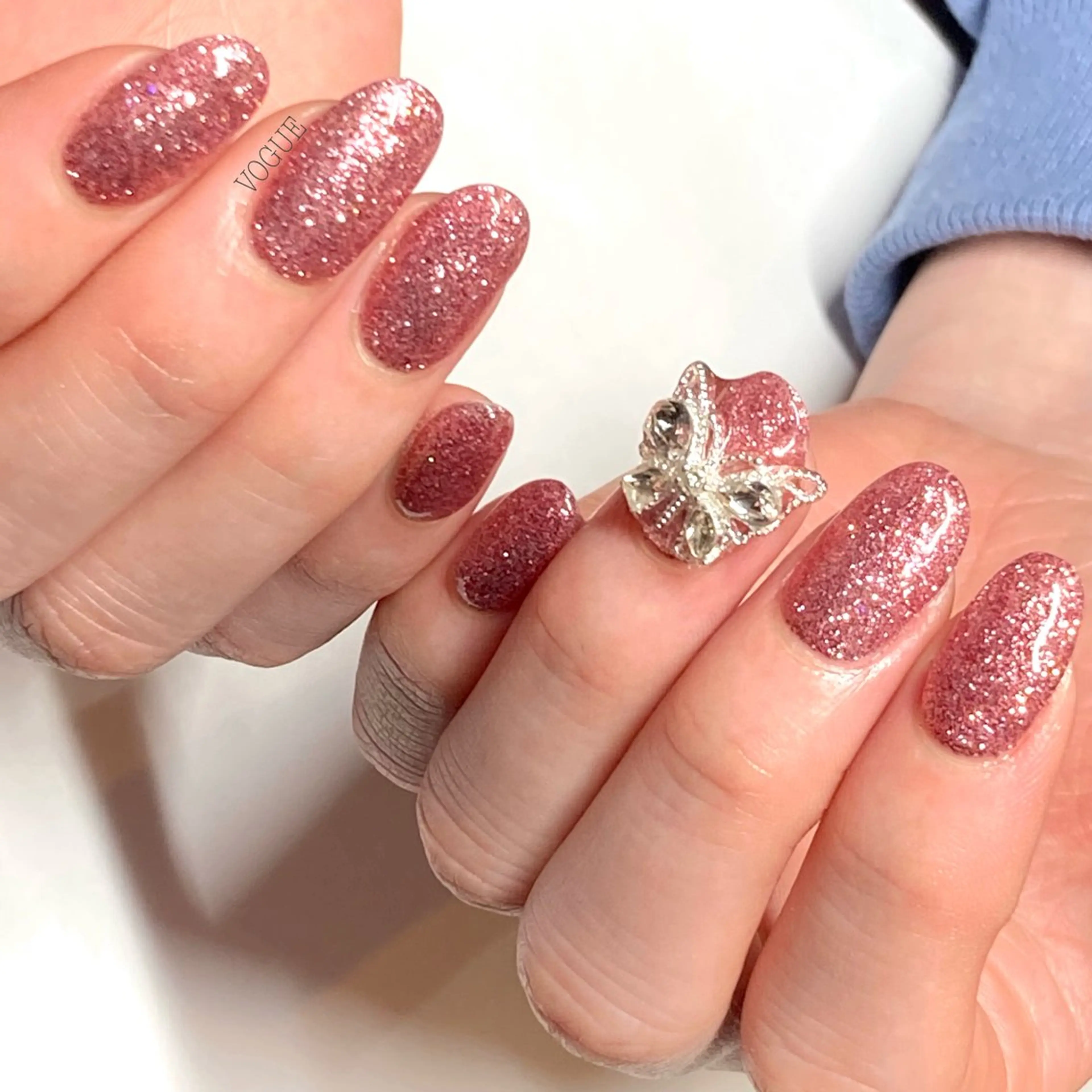 ネイル ハンドネイル VOGUE ×SWANのネイルデザイン