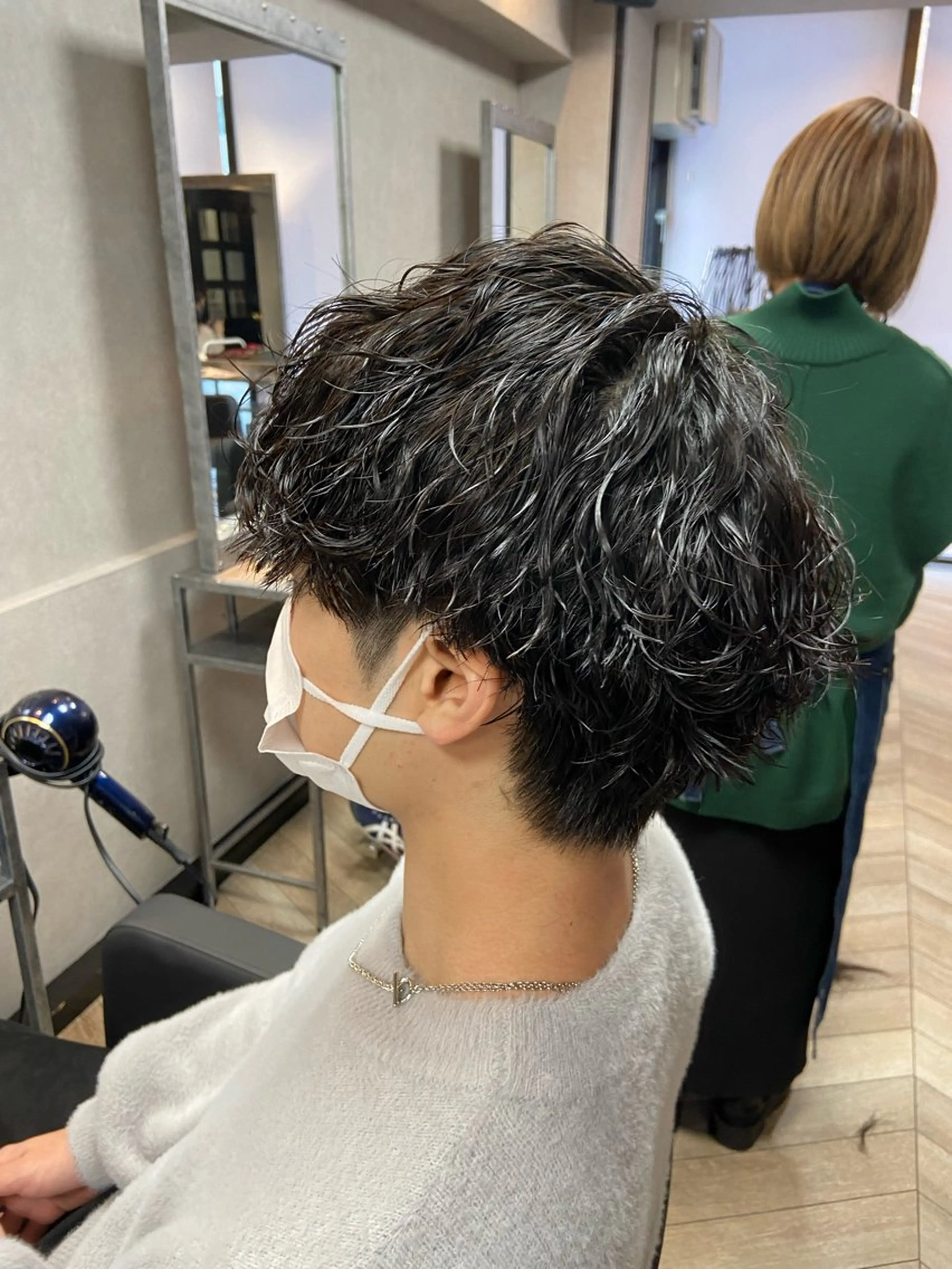 メンズ カット パーマ メンズパーマヒロ トのヘアスタイル