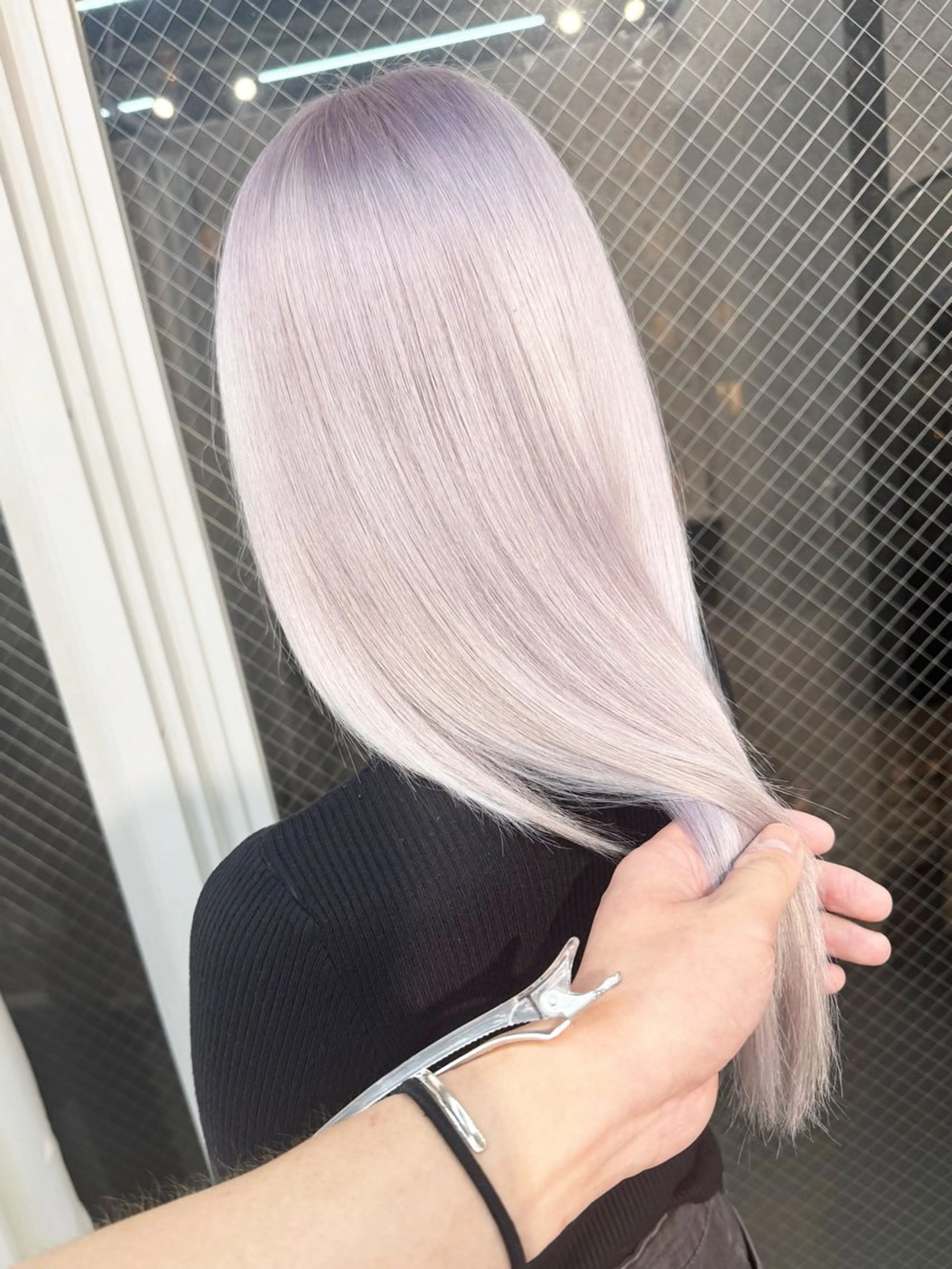 ロング カラー バレイヤージュ ブリーチ ケアブリーチ ハイライトカラー インナーカラー ヘアカラー トリートメント lani ブリーチ /ダブルカラーのヘアスタイル