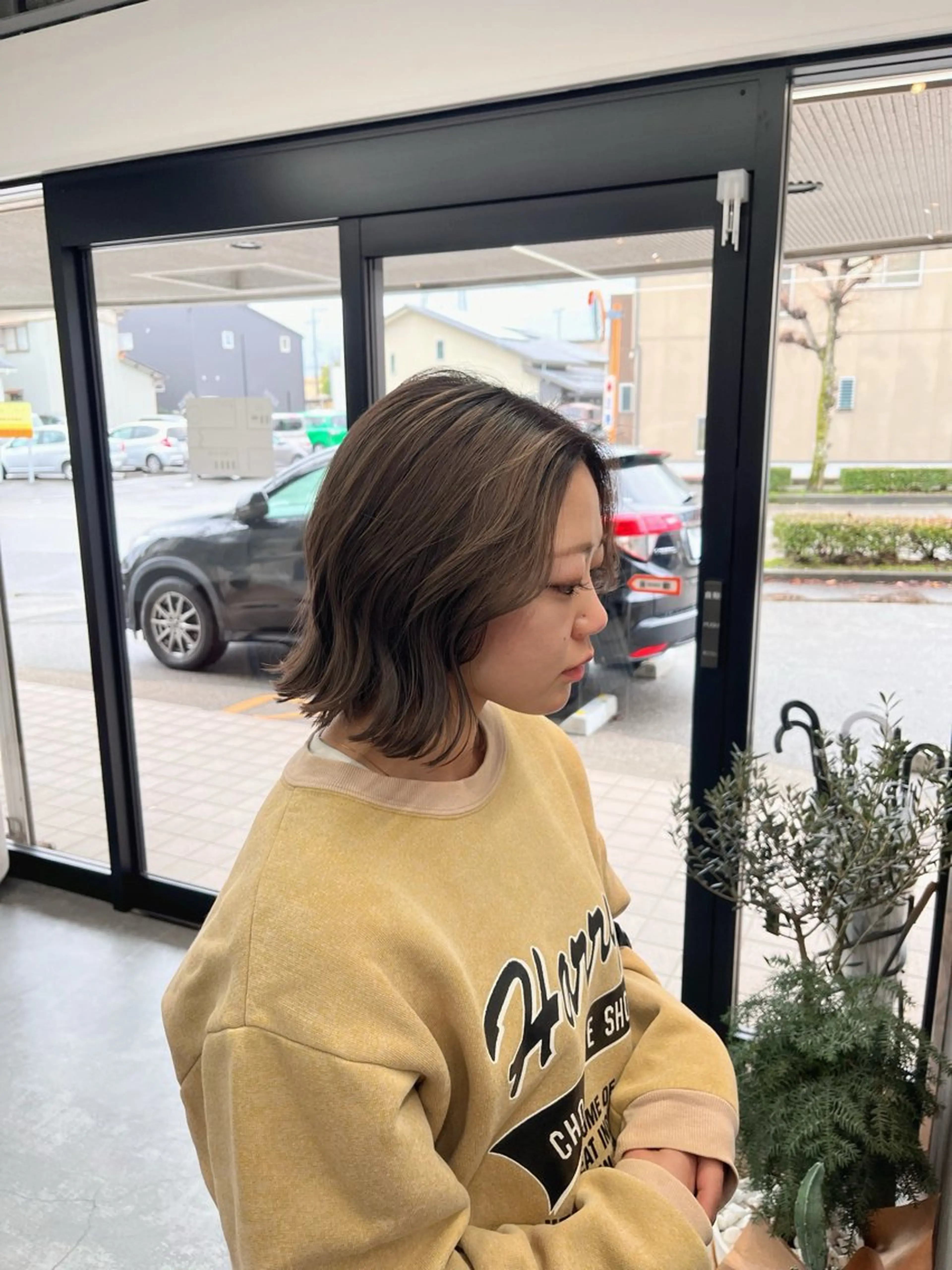 ミディアム カラー カット hair salon SILLO.のヘアスタイル