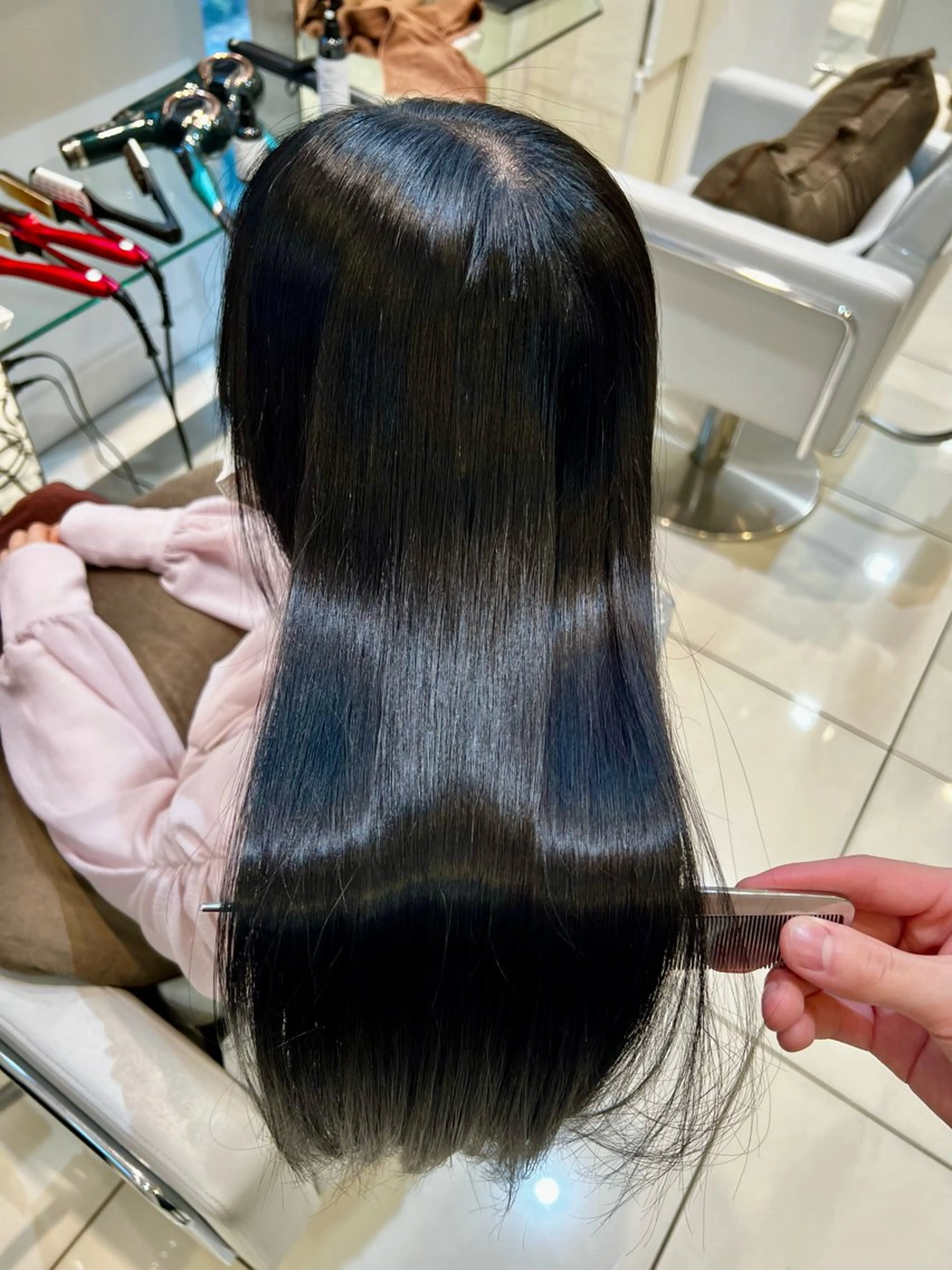 ロング カラー カット 縮毛矯正 トリートメント ハイレイヤー×ツヤ髪 /TAICHI🩶のヘアスタイル