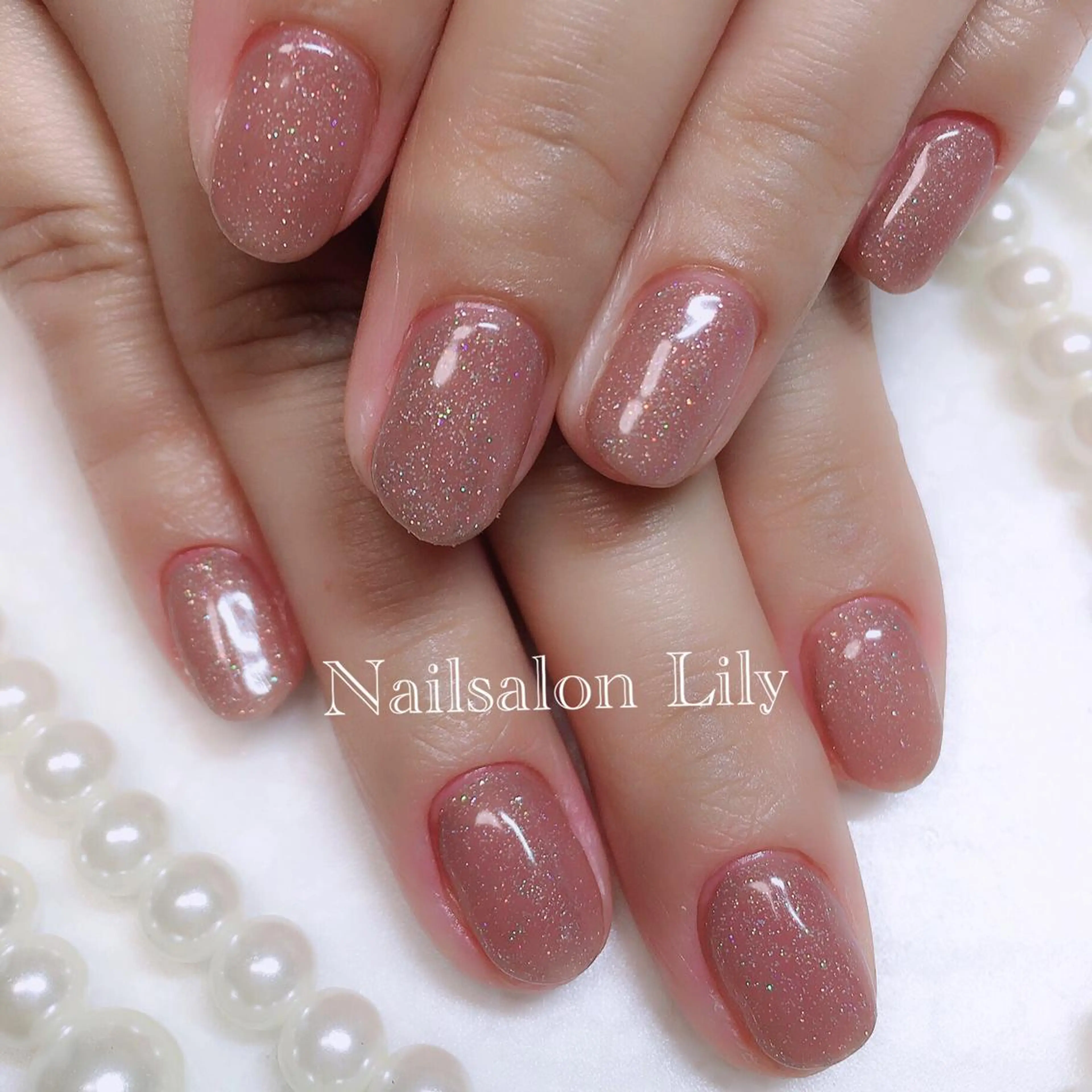 ネイル ブラウン 赤色 Lily*nail 🌻Mii🌻のネイルデザイン