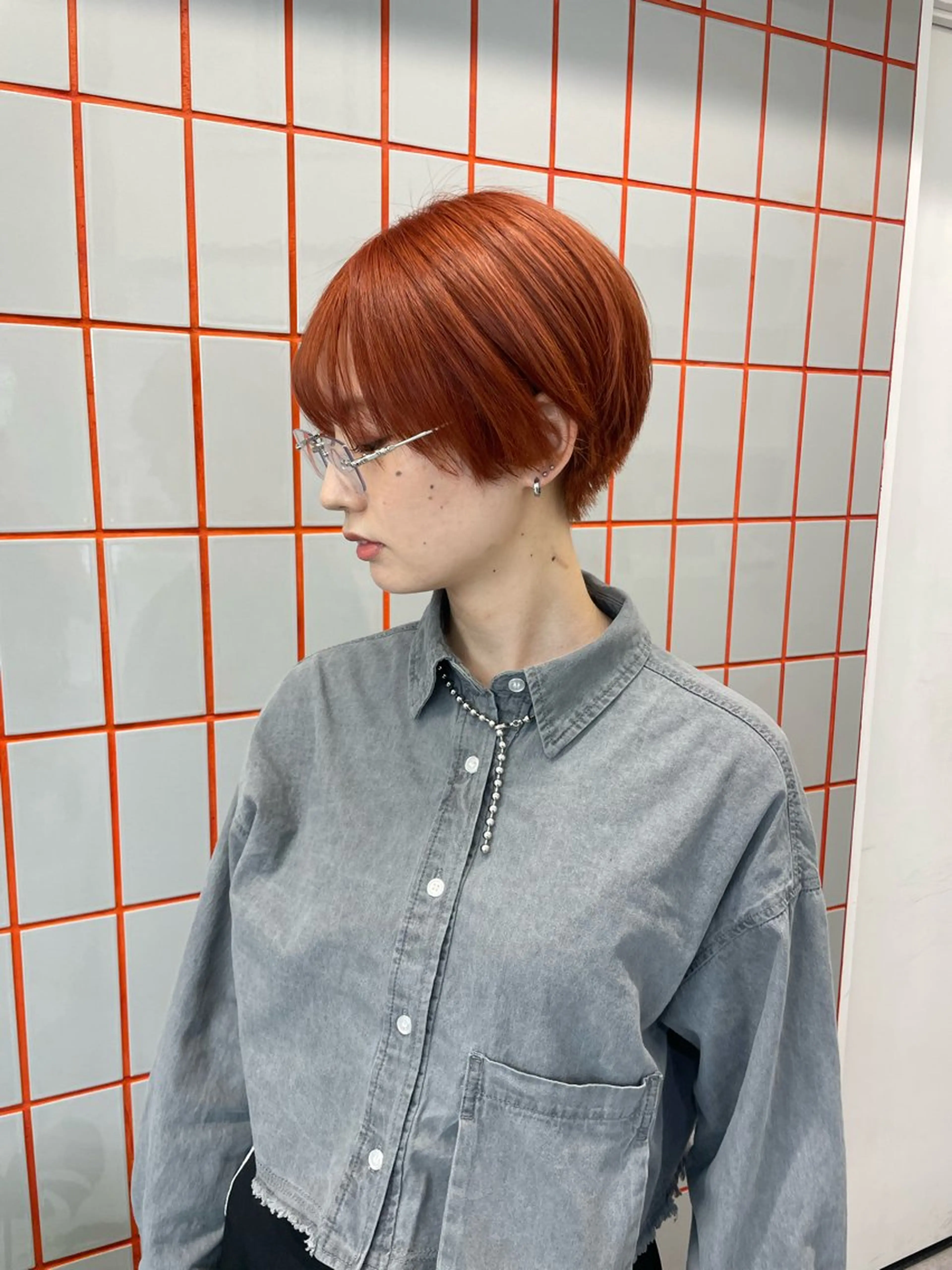 ショート PELE所属・💍透明感 💖艶ミルクティーのヘアスタイル