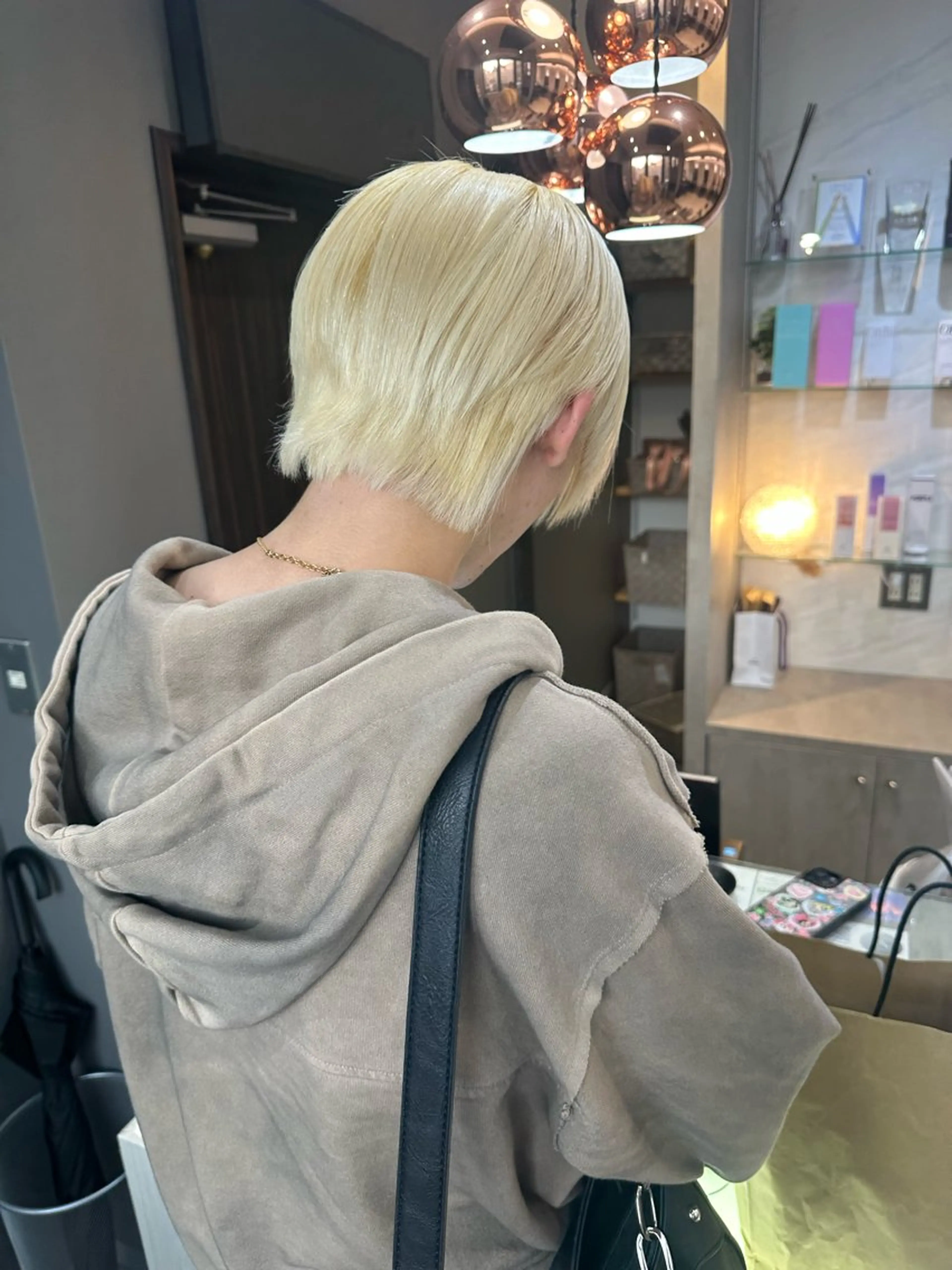 ショート カラー メンズ カット ヘアカラー トリートメント AYAKASA 暖色カラー/レイヤーのヘアスタイル