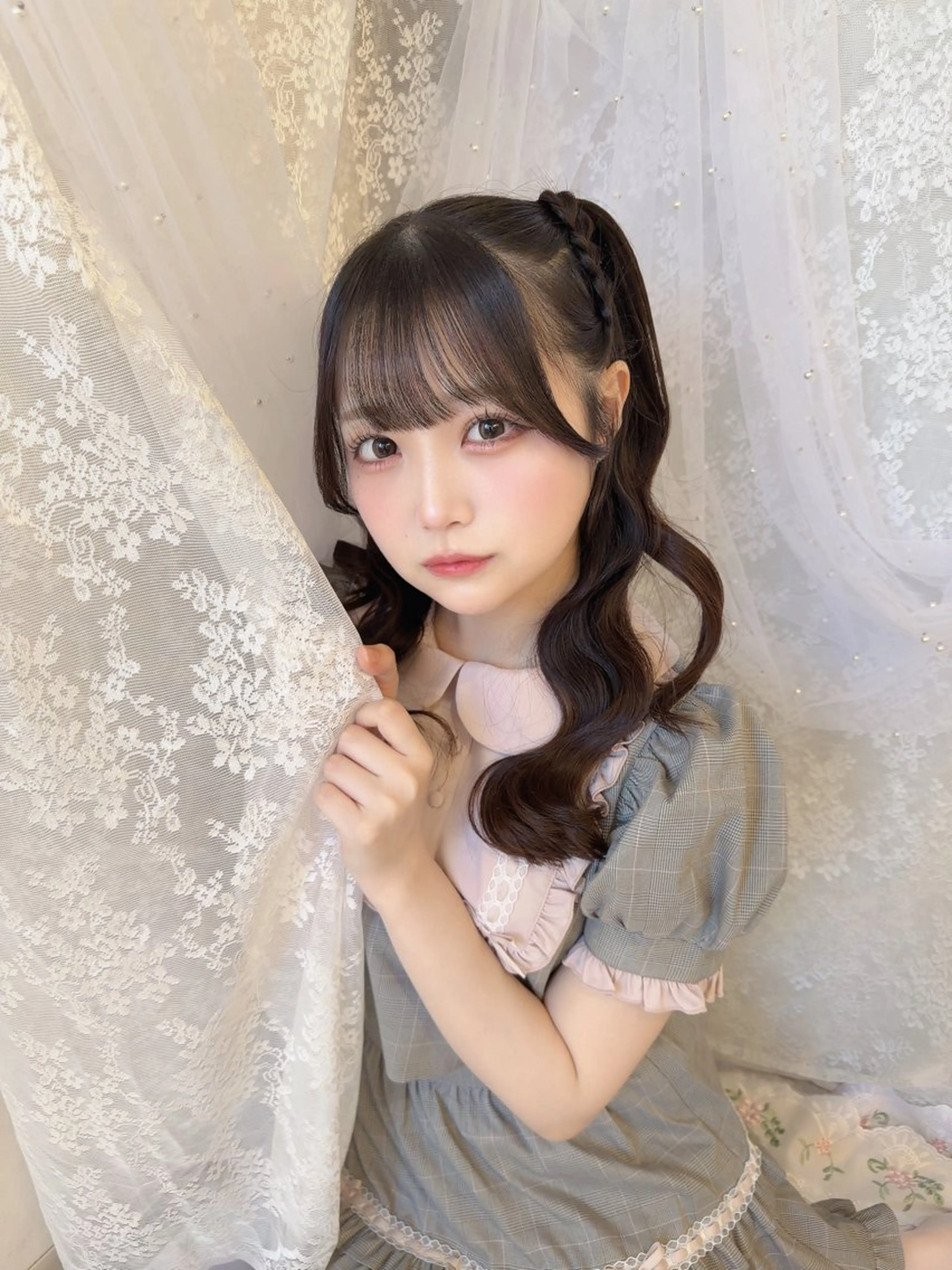 ヘアアレンジ 三つ編み ヘアセット ハイトーン/アレンジ かなで⊹ ࣪ ˖⟡のヘアスタイル