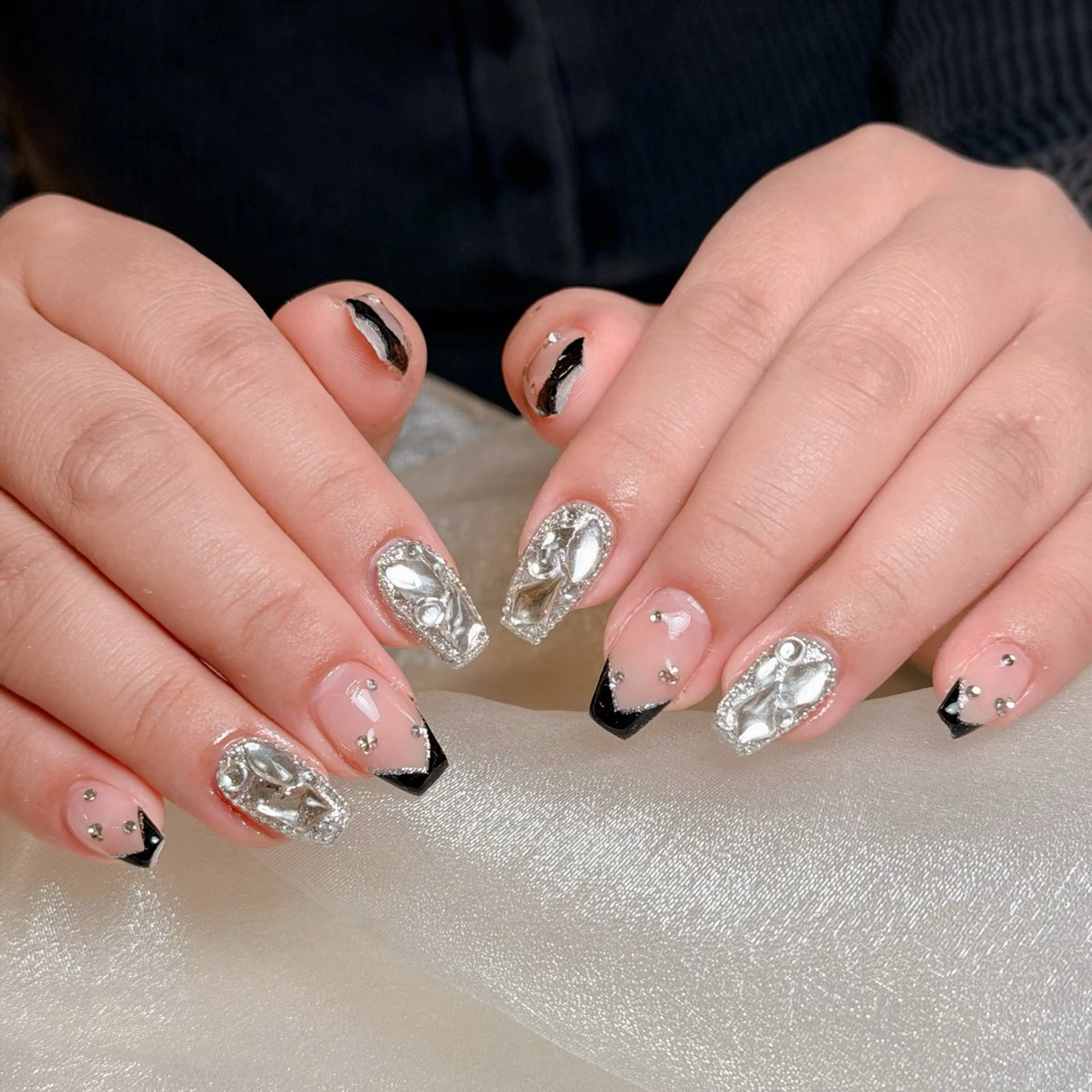 ネイル ハンドネイル ハンドケア ネイル👑クイーンズ NailQueensのネイルデザイン