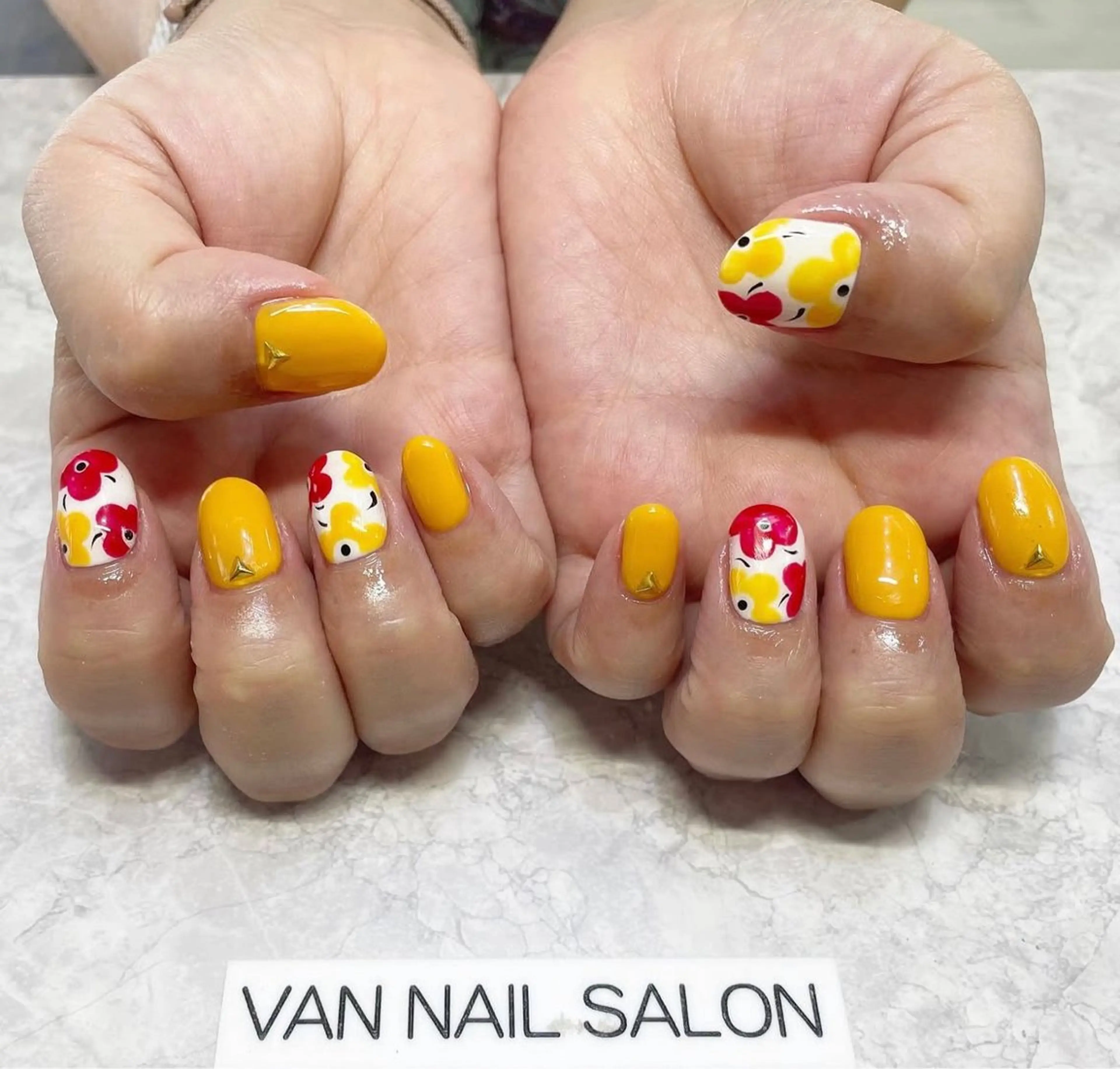ネイル Van Nail Salonのネイルデザイン