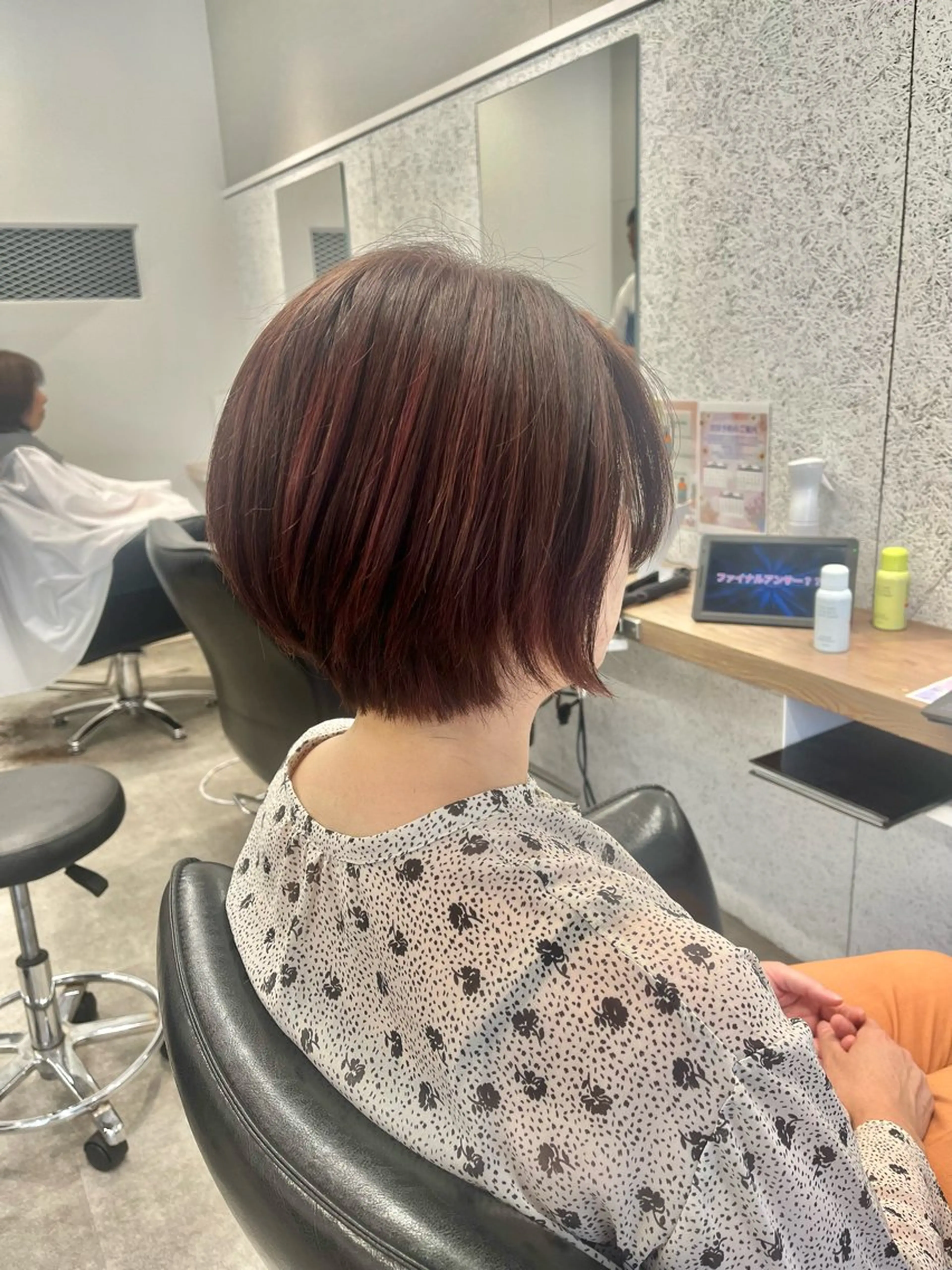 ショート カラー ヘアアレンジ ショートボブ ハイライトカラー ピンクカラー ボブ ハイライト 🍓艶髪/艶カラー しんたに🌈のヘアスタイル