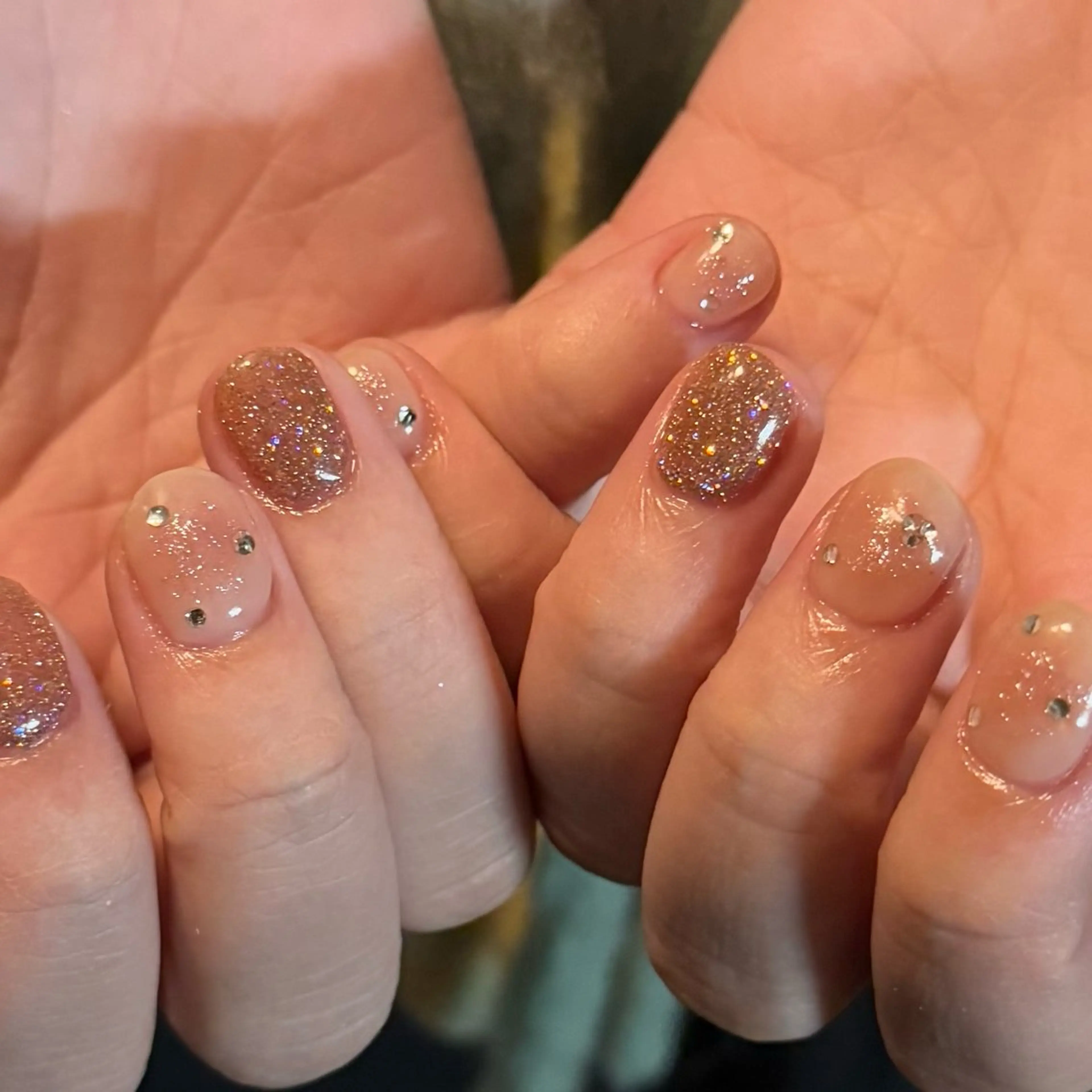 ショート 小川 柚香のネイルデザイン