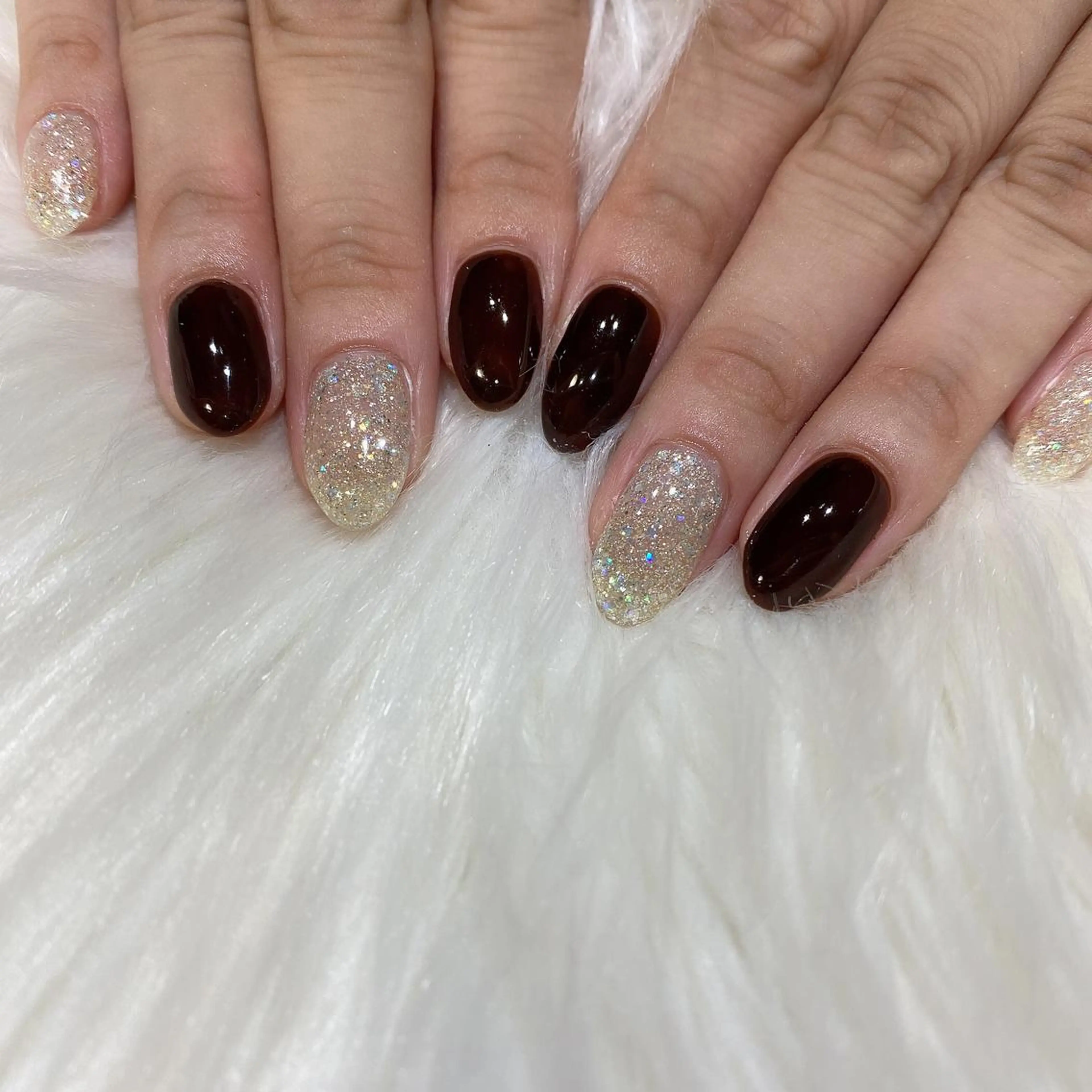 ネイル ハンドネイル 西岡 杏のネイルデザイン