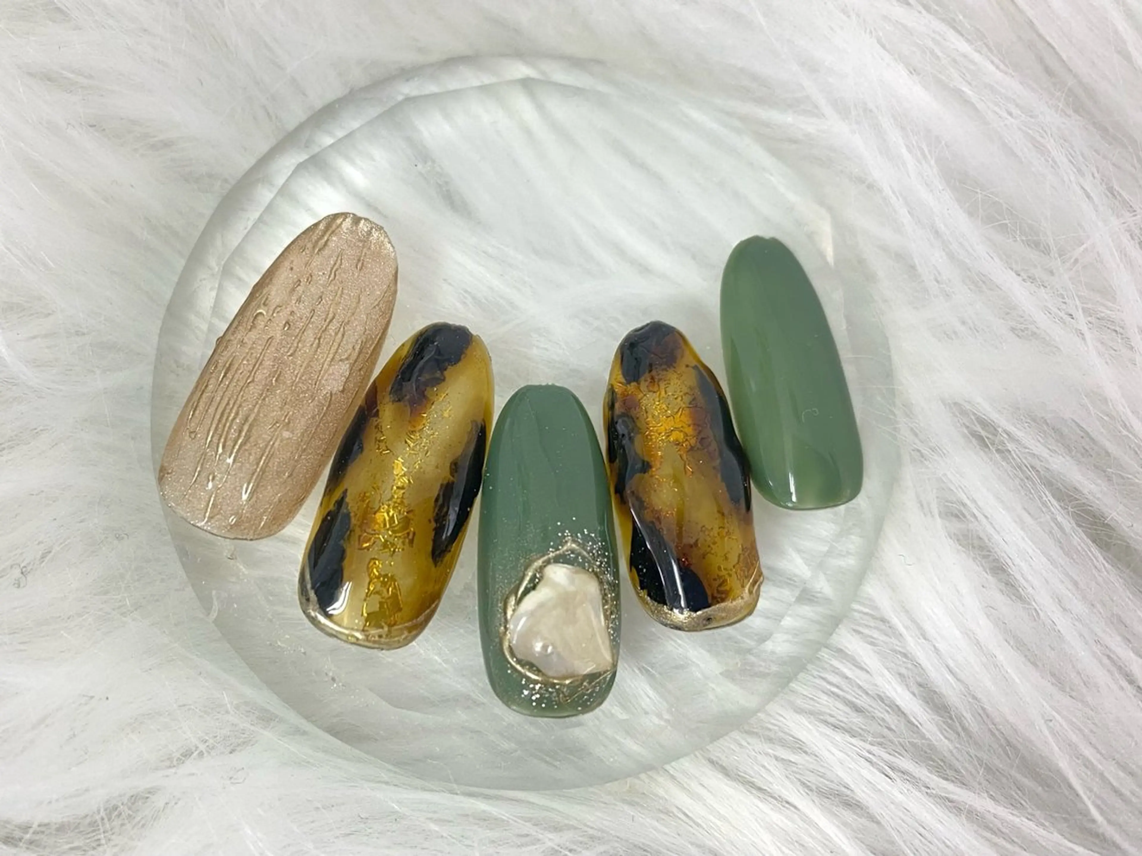 ネイル reyel Aのネイルデザイン