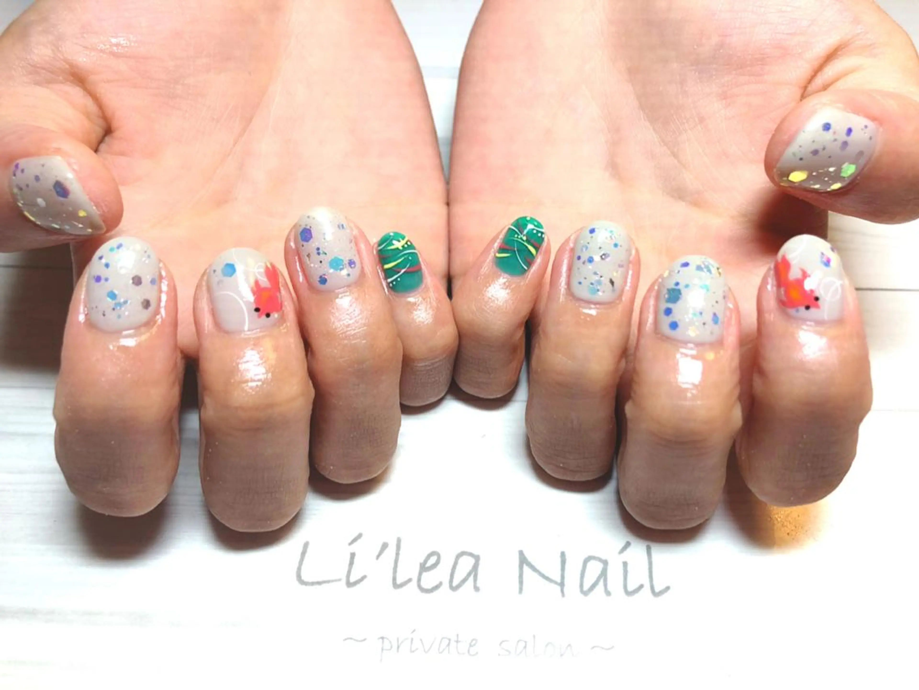 ネイル Li'leaNail AINAのネイルデザイン
