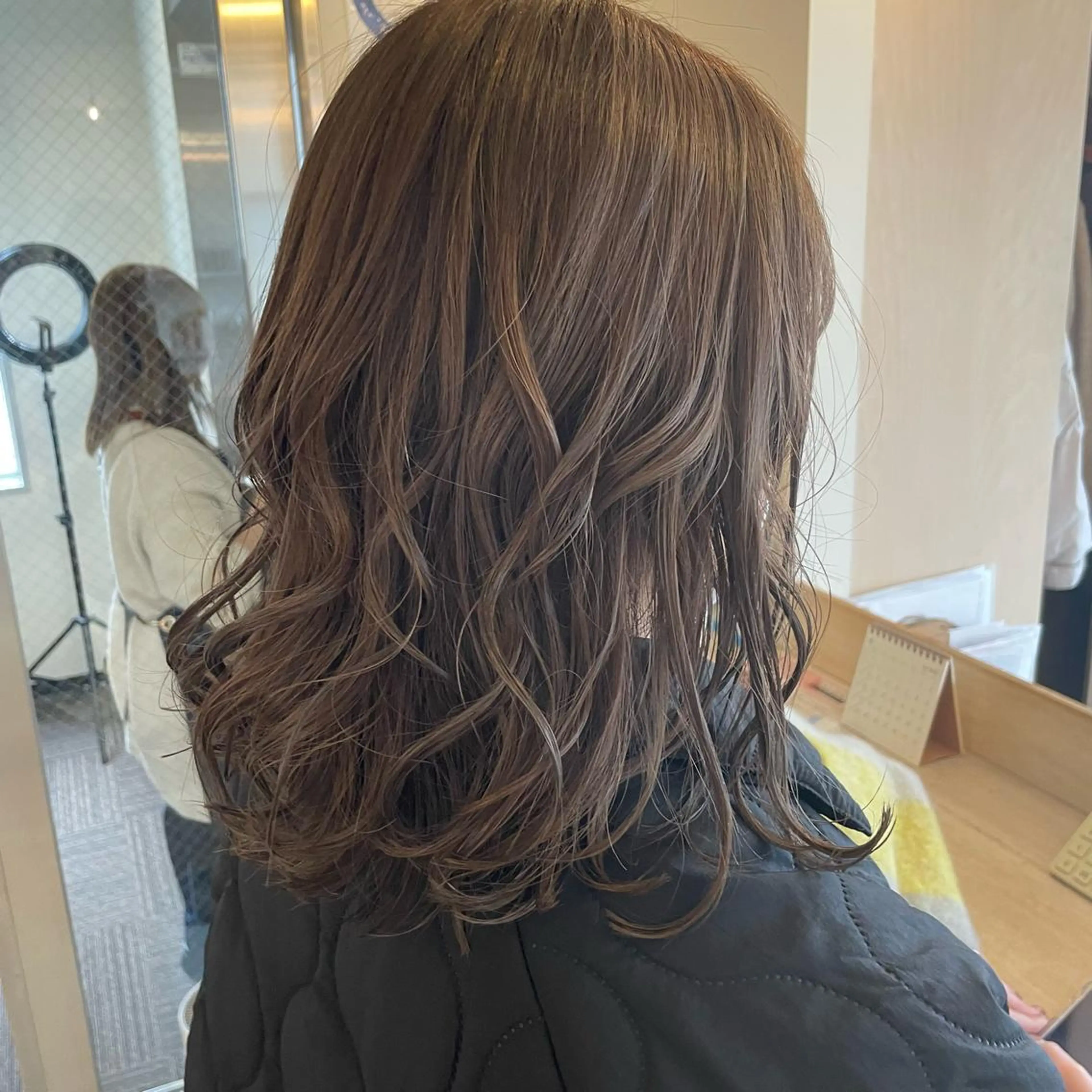 ミディアム カラー グレージュ カット ヘアカラー トリートメント ボブウルフ／ボブ Satsuki【名駅のヘアスタイル