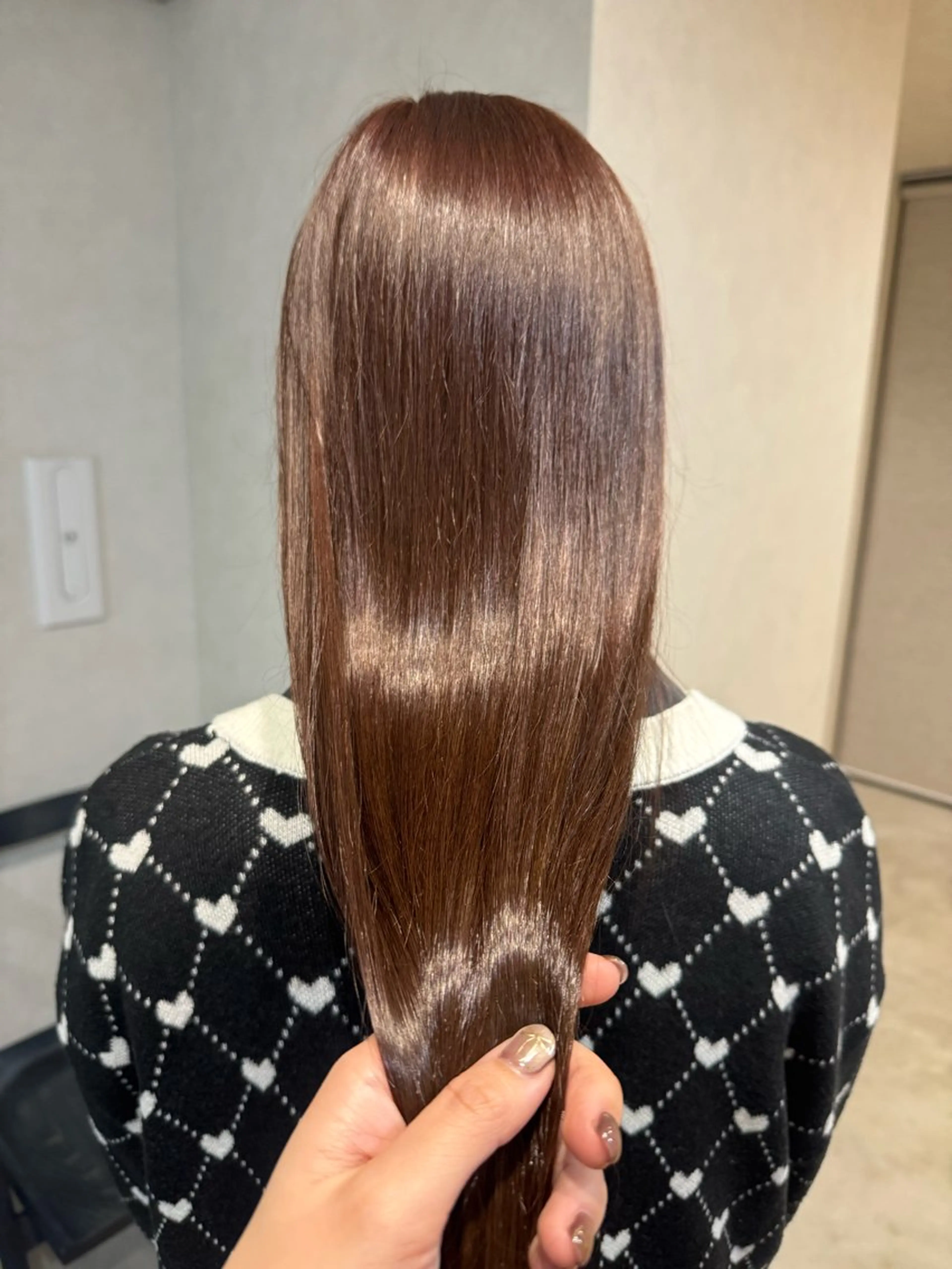 ロング チョコレートブラウン ヘアカラー AMATORA SPA/福井美悠のヘアスタイル