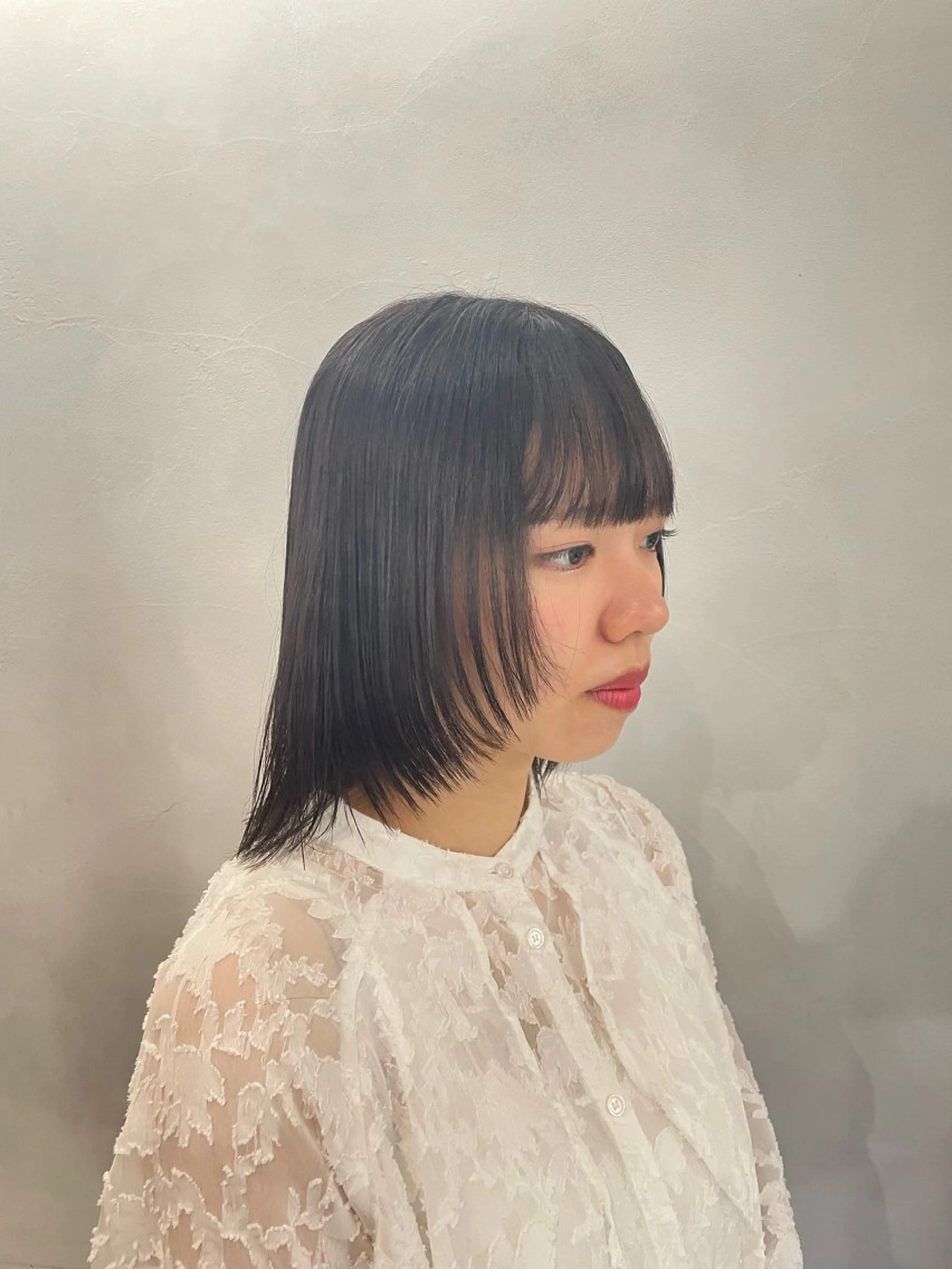 ミディアム IT by ALBUM“ZEN“のヘアスタイル