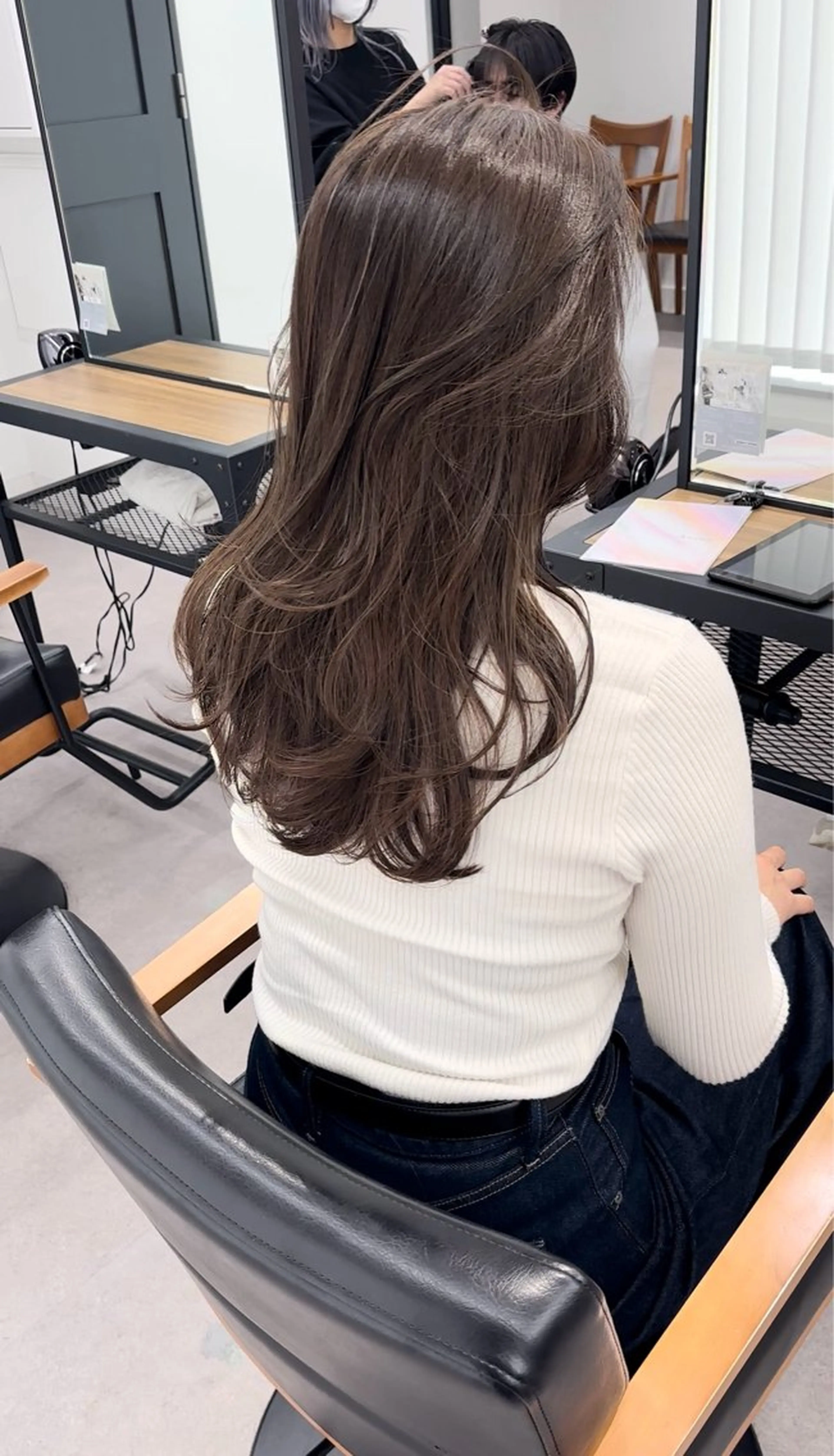 セミロング カラー パーマ ヘアアレンジ メンズ キッズ ヘアカラー レイヤーカット 🌿透け感カラーのヘアスタイル
