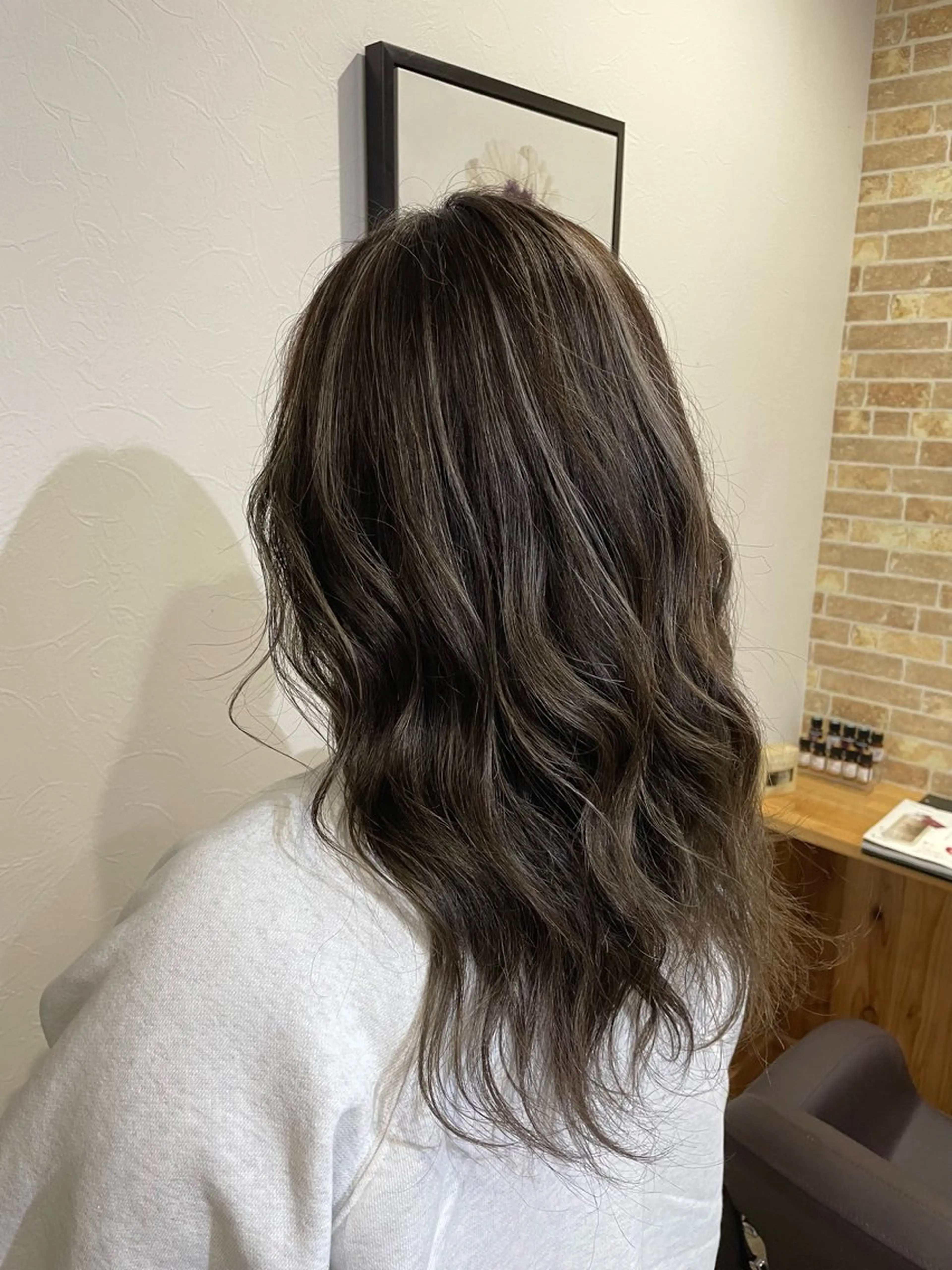 ミディアム カラー ハイライトカラー ハイライト ヘアカラー トリートメント acero + hair&eyelash 幸手店【アチェロ】所属・透明感/ハイライト 🌺MOMOKAのヘアスタイル