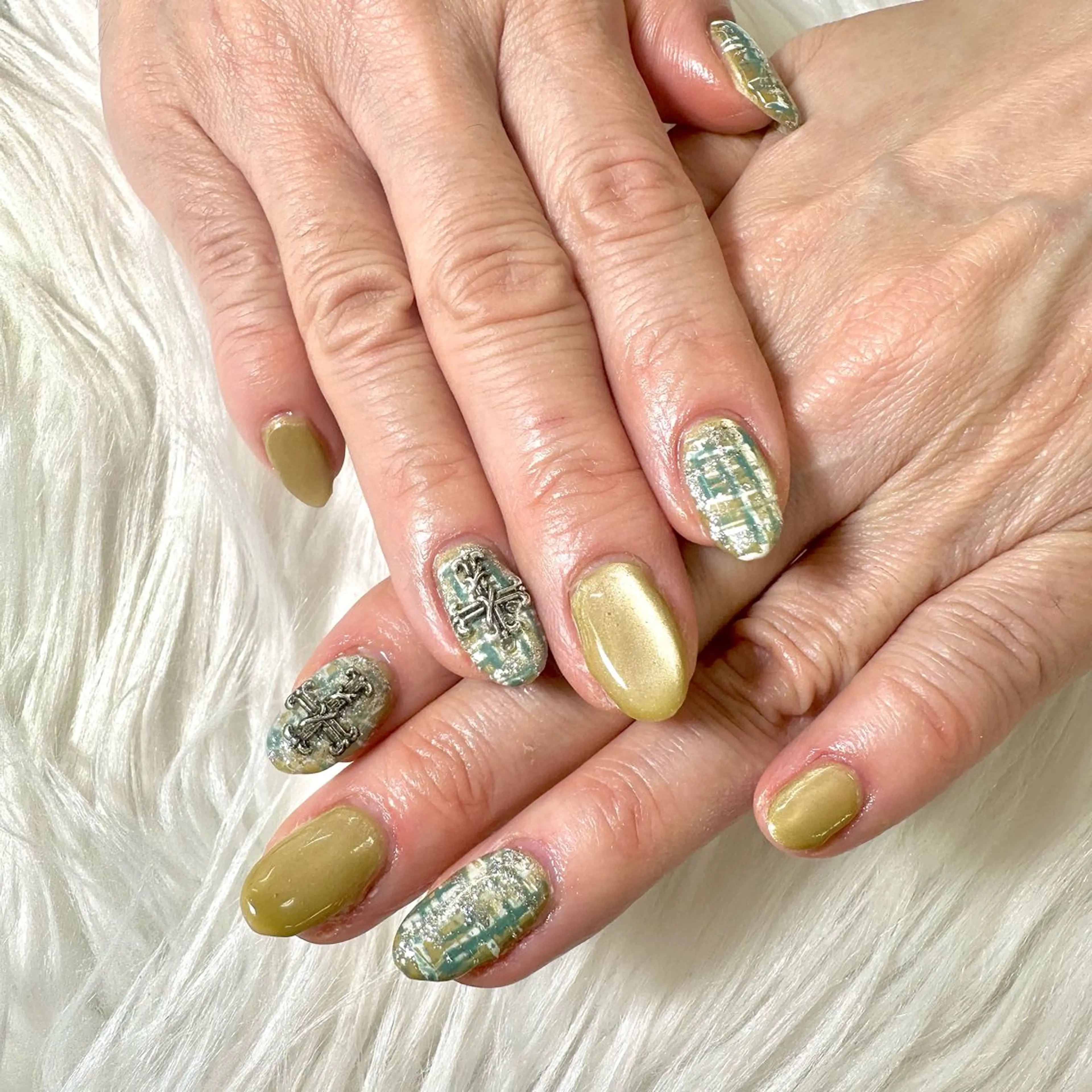 ネイル マグネットネイル ツイードネイル ハンドネイル Heartnail Hino Reinaのネイルデザイン