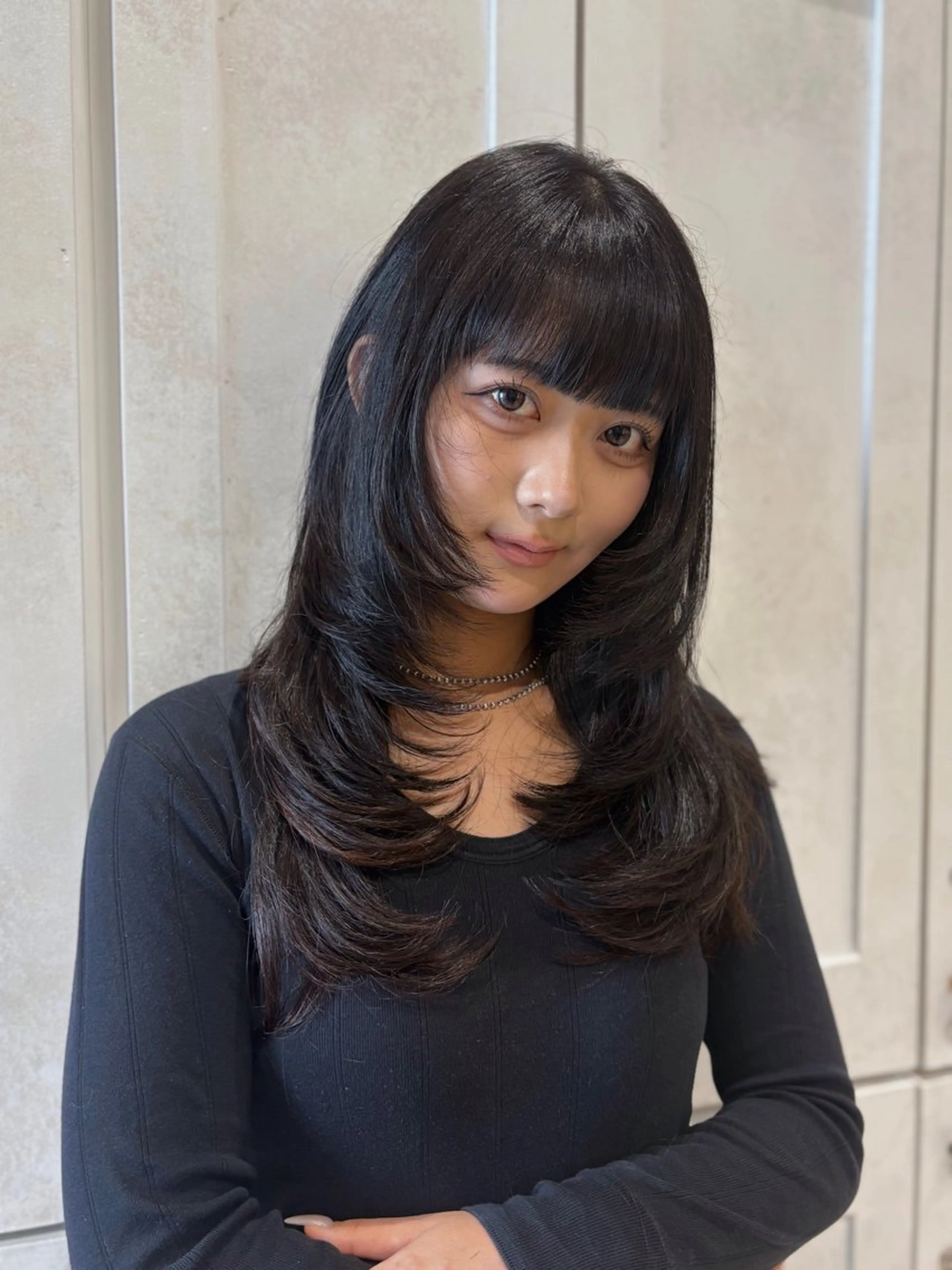 ロング DEAN 名駅店 大人レイヤーカットのヘアスタイル