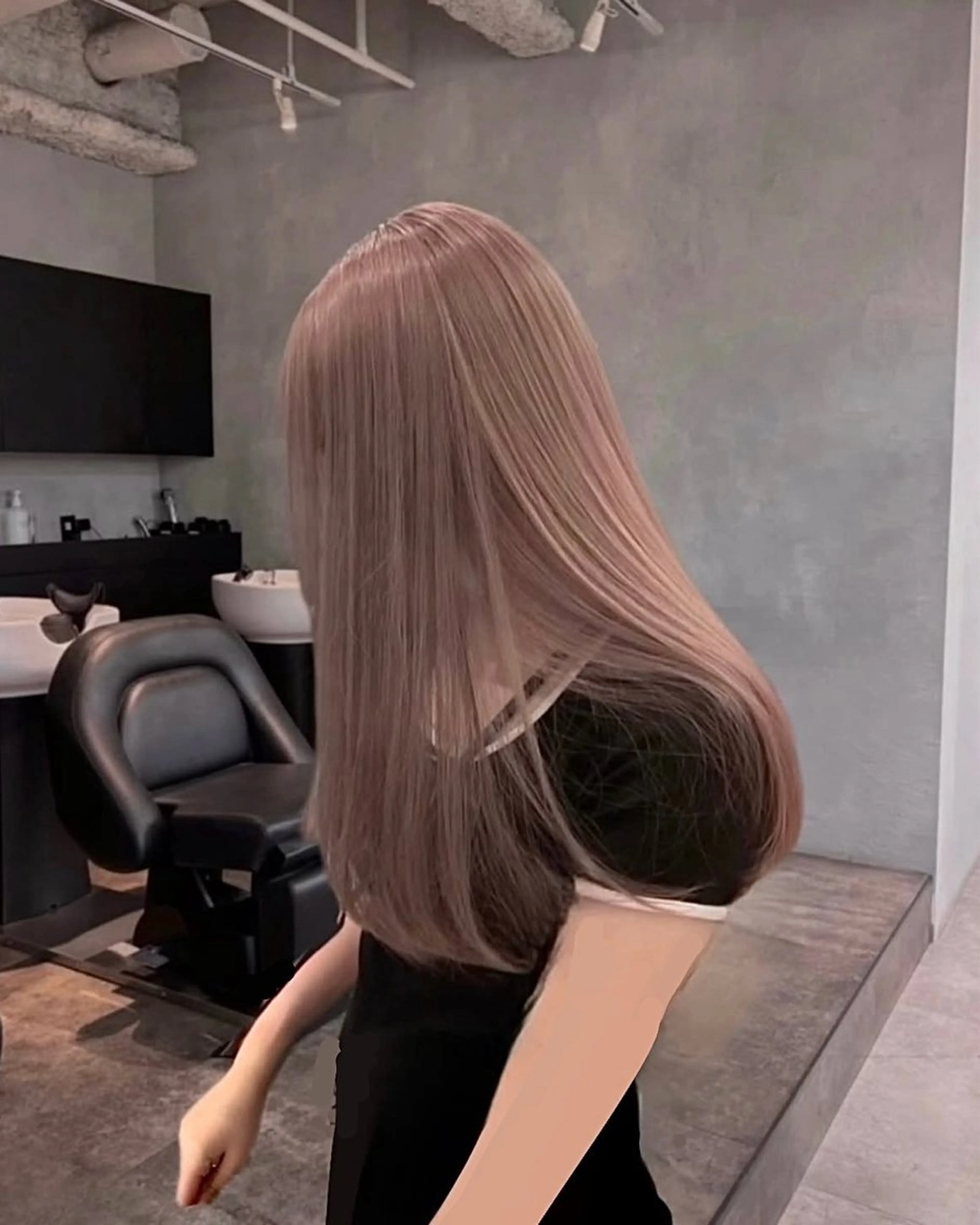 セミロング カラー 柔らかbeige モトキのヘアスタイル