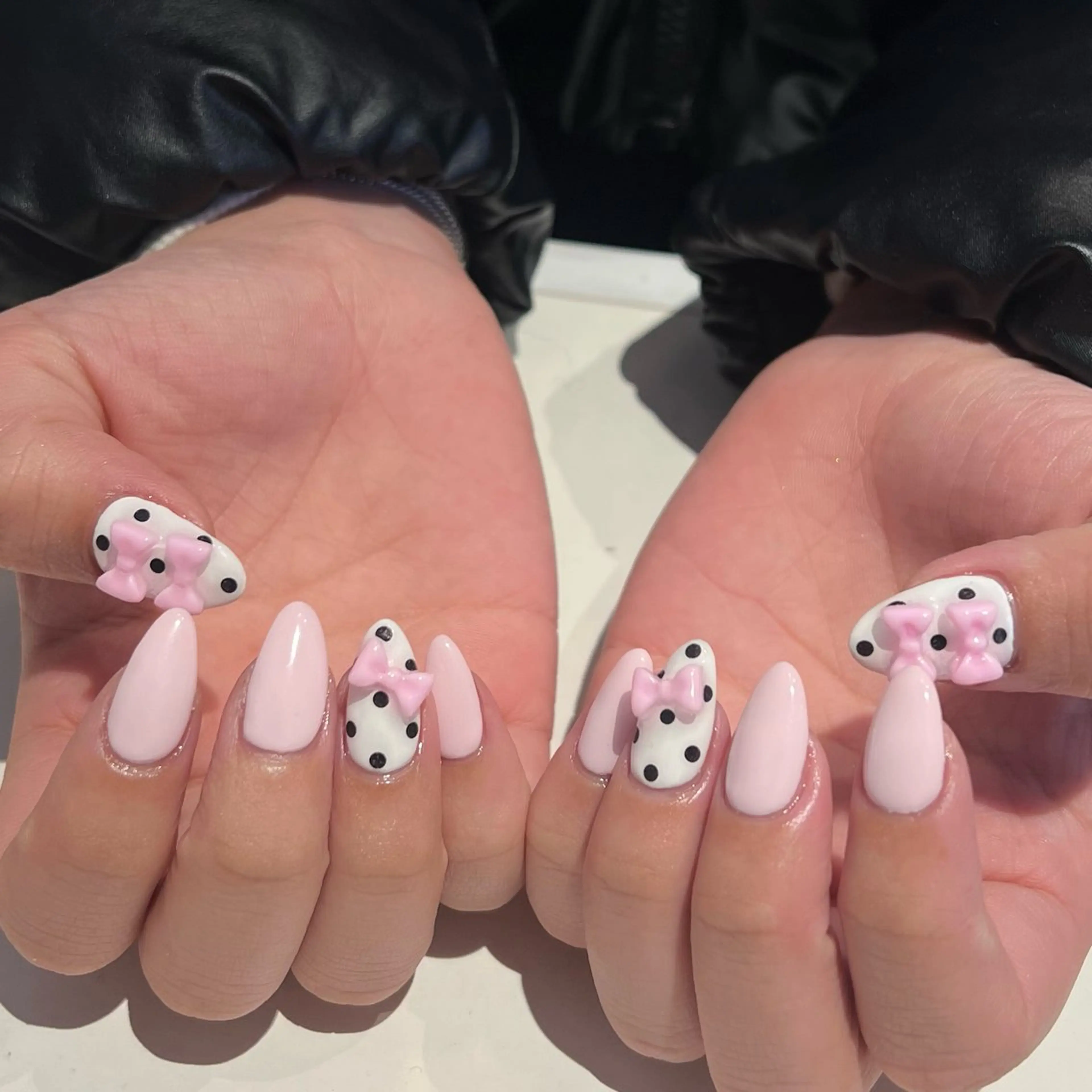 ネイル ハンドネイル 高橋 麻里子のネイルデザイン