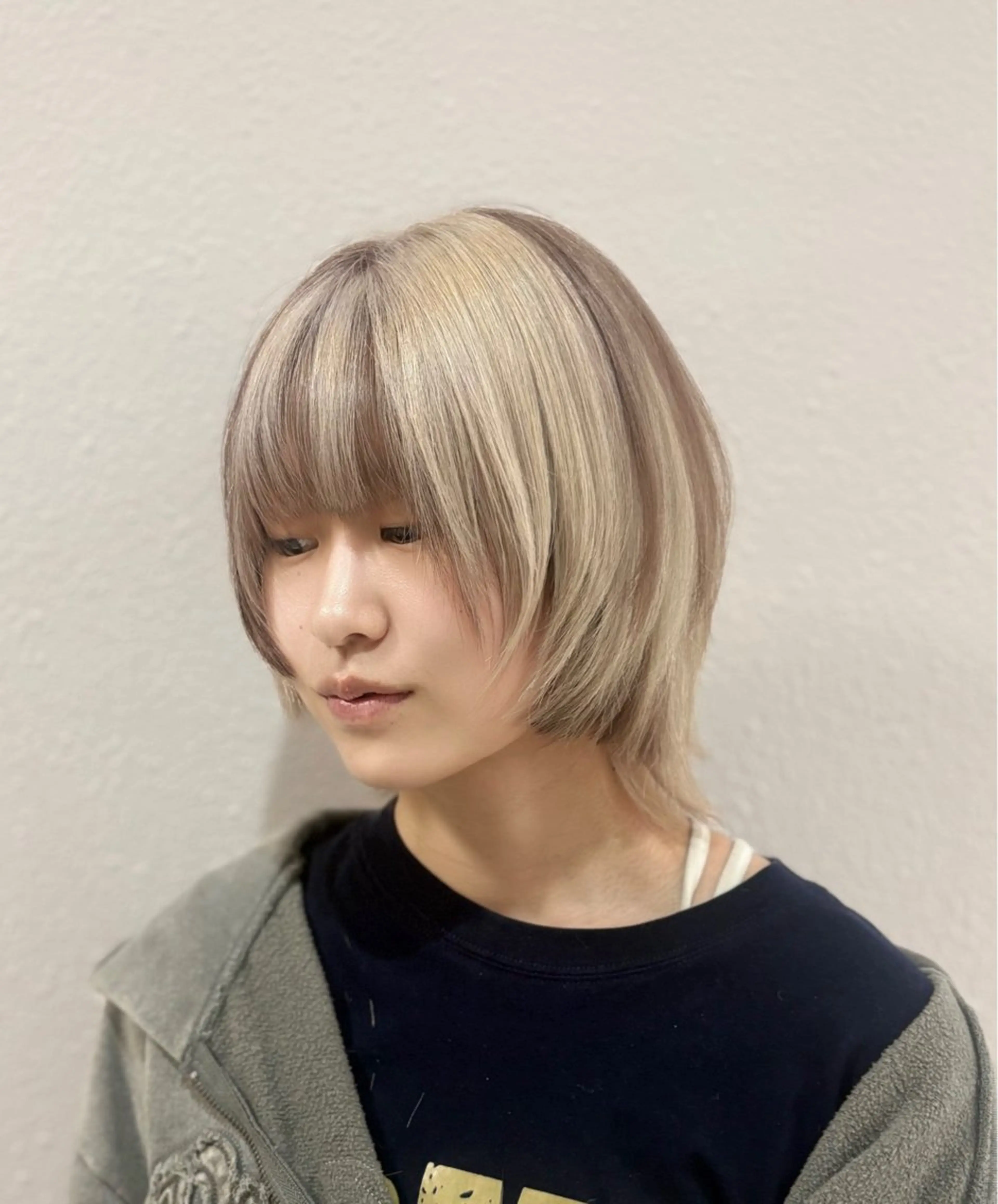 ミディアム カラー カット ヘアカラー トリートメント GaKu/ハイトーン /ブリーチ/レイヤーのヘアスタイル