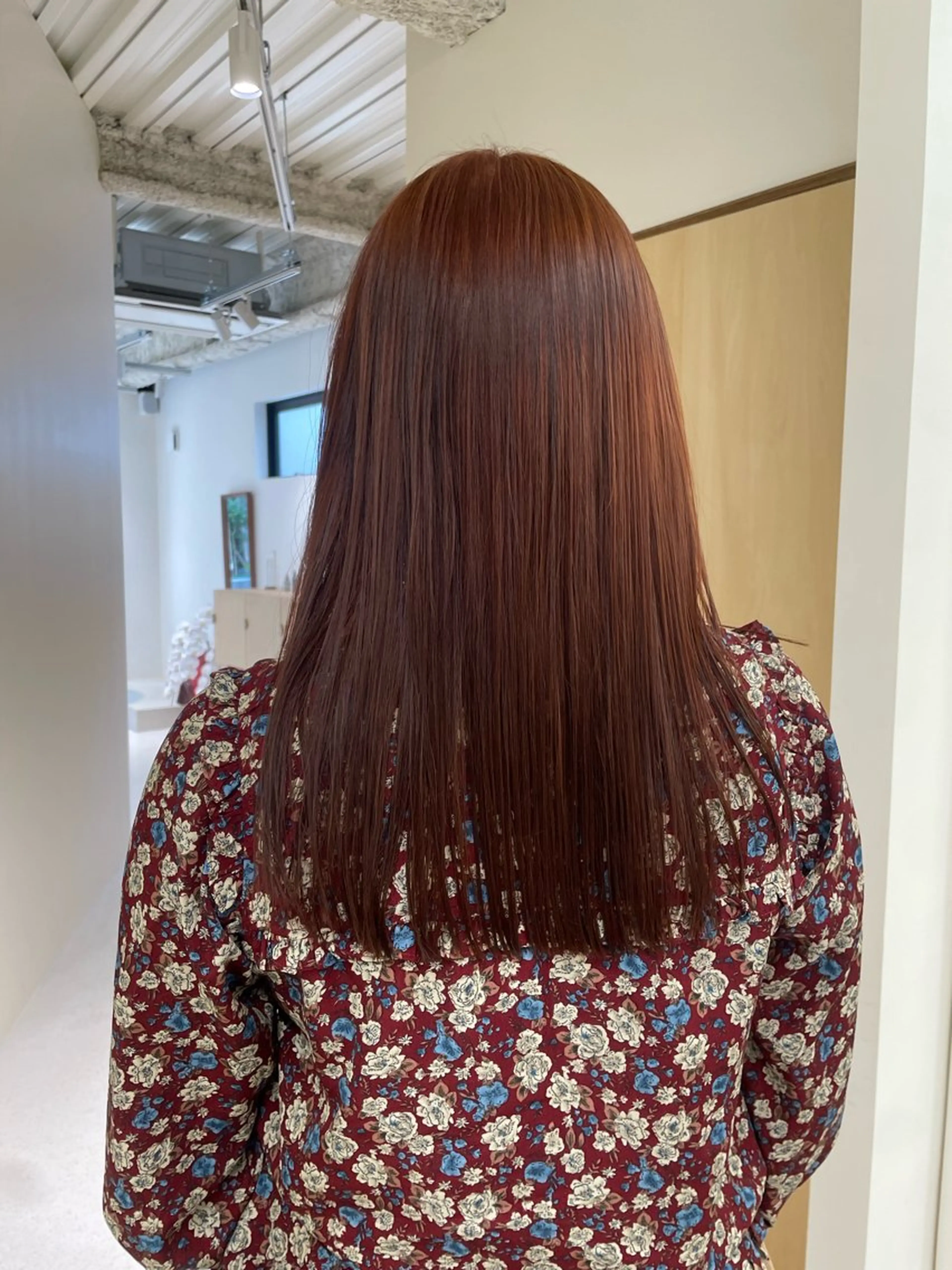 セミロング DEEokazaki hina.Oのヘアスタイル