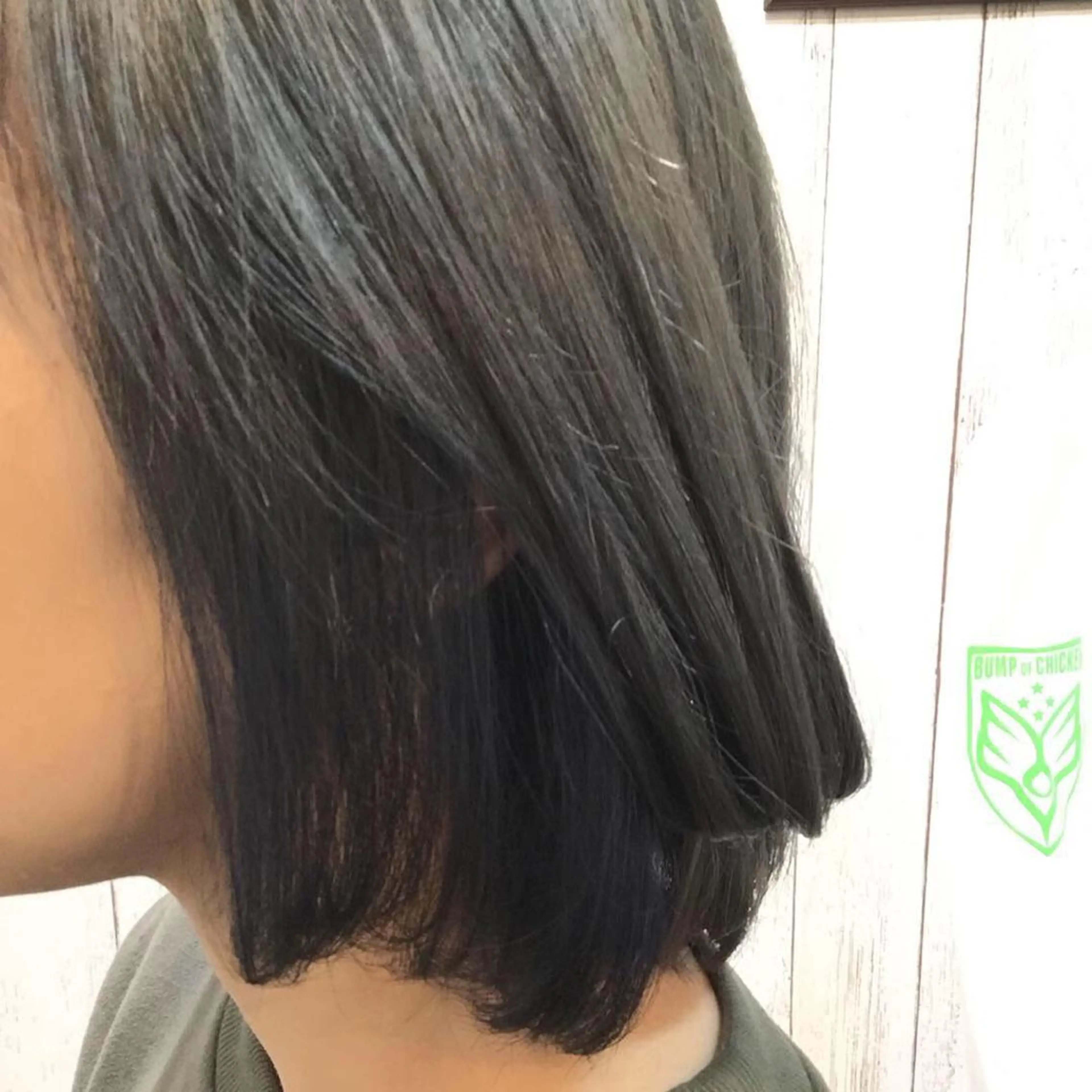 ミディアム カラー embrace エンブレイスのヘアスタイル