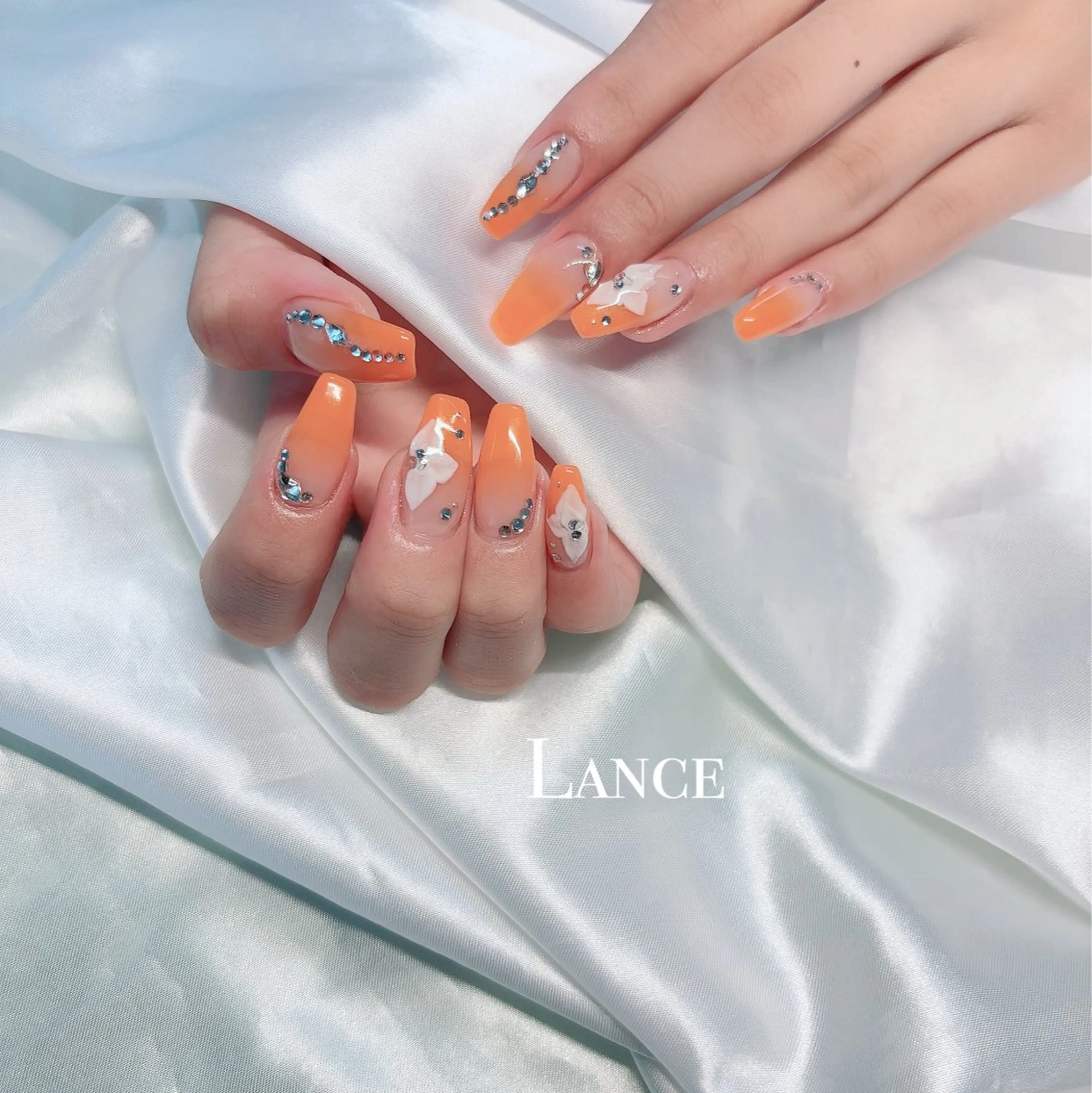 ネイル オーロラネイル フットネイル フレンチネイル ハート キラキラネイル Lance nailのネイルデザイン