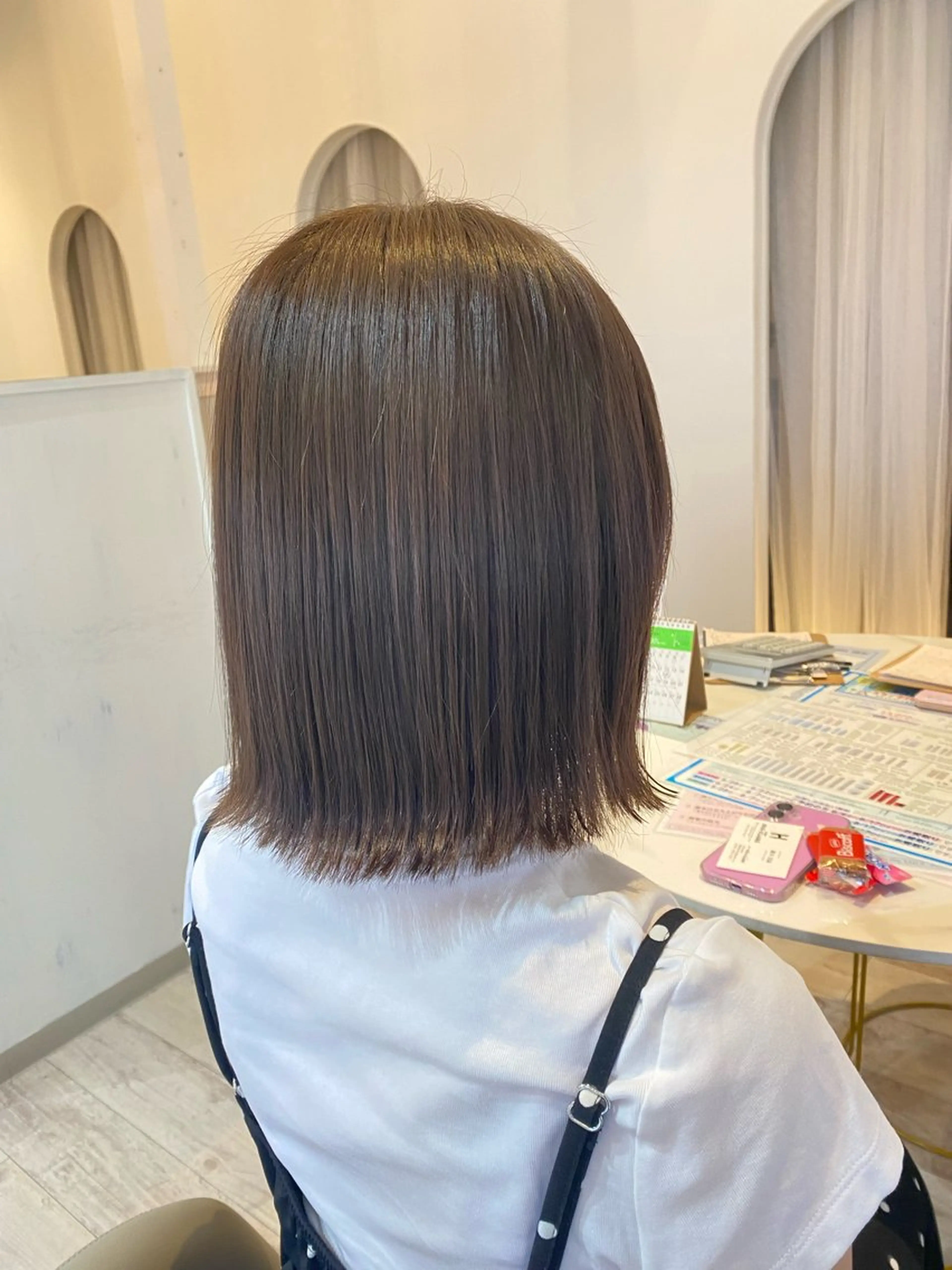 ショート ボブ かまだ しおりのヘアスタイル
