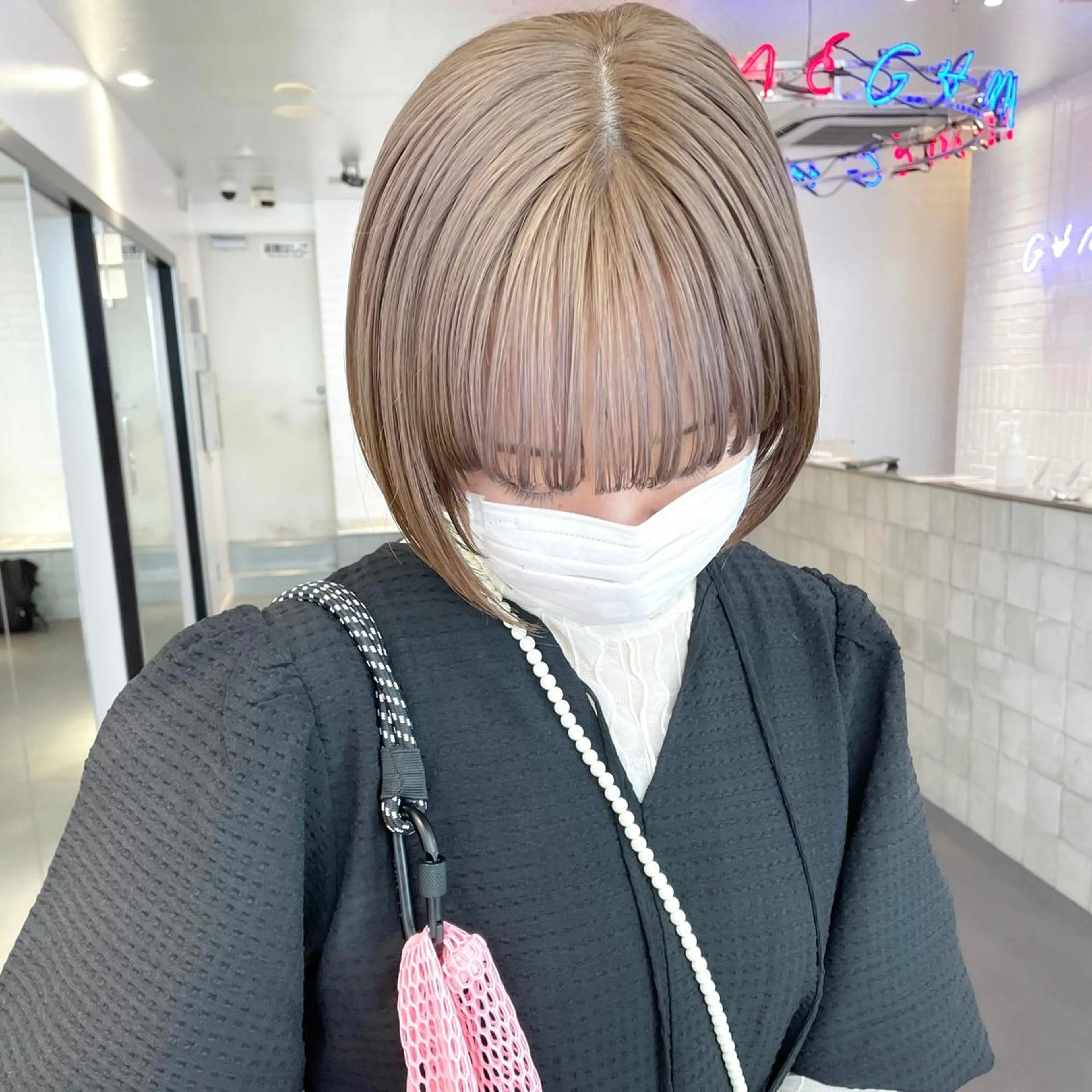 ショート カラー ヘアアレンジ メンズ キッズ ネイル マツエク・マツパ アイブロウ グレージュ ミルクティーグレージュ ヘアカラー トリートメント ボブ×柔らかいカラー 🩰misaki𓍼のヘアスタイル