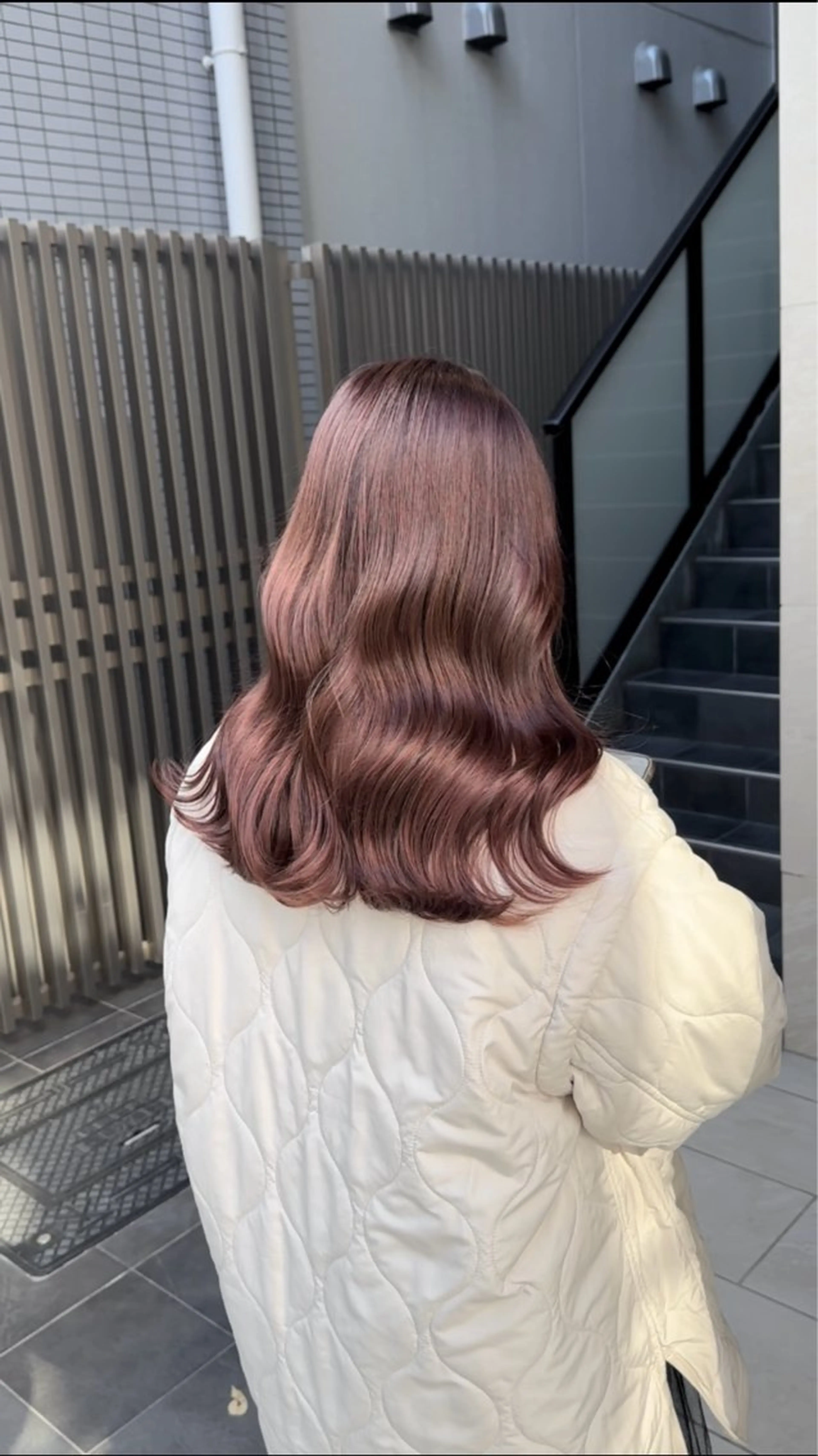 セミロング ピンクラベンダー カット ヘアカラー トリートメント 柔らかいハイトーン/ kizunaのヘアスタイル