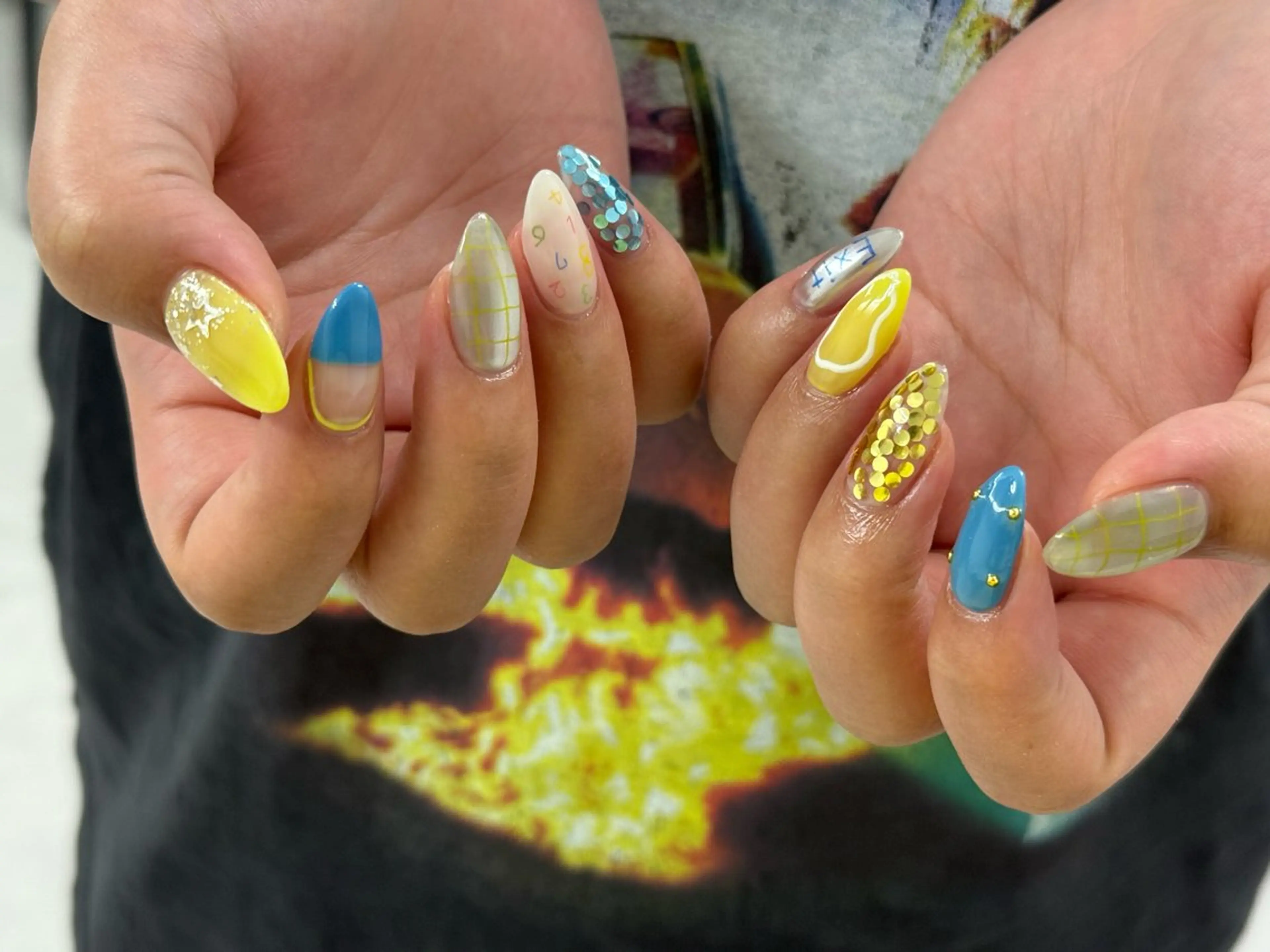 ネイル LULUMU Aoiのネイルデザイン