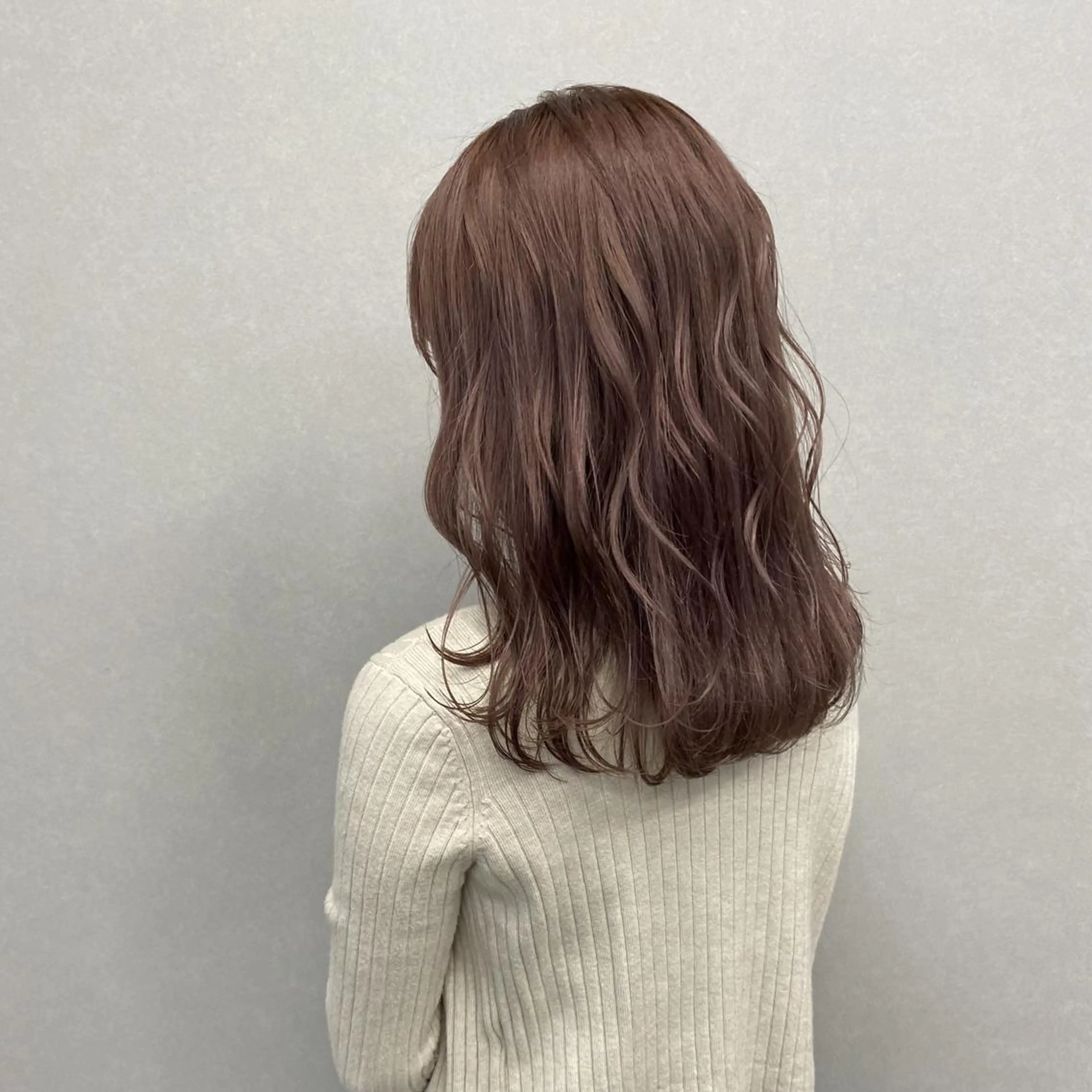 セミロング カラー ブリーチ ブラウンカラー 透明感カラー ブリーチなしカラー ピンクカラー ヘアカラー トリートメント 透明感🪽艶カラー☆ トレンドヘア✨のヘアスタイル