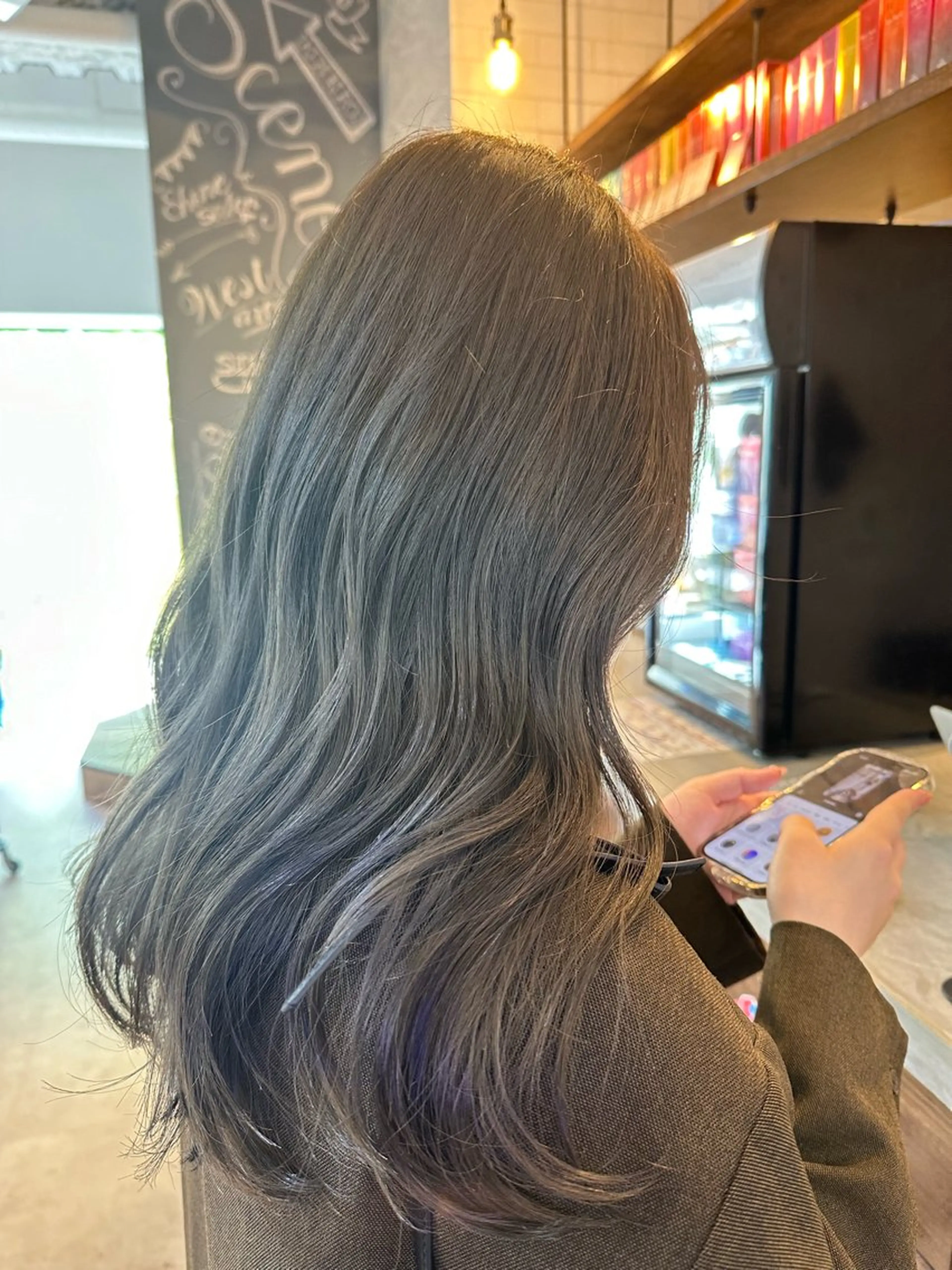ロング カラー 透明感カラー グレージュ ラベンダーカラー ラベンダーグレージュ ラベンダーグレー 七井 香奈 (なないかな)のヘアスタイル