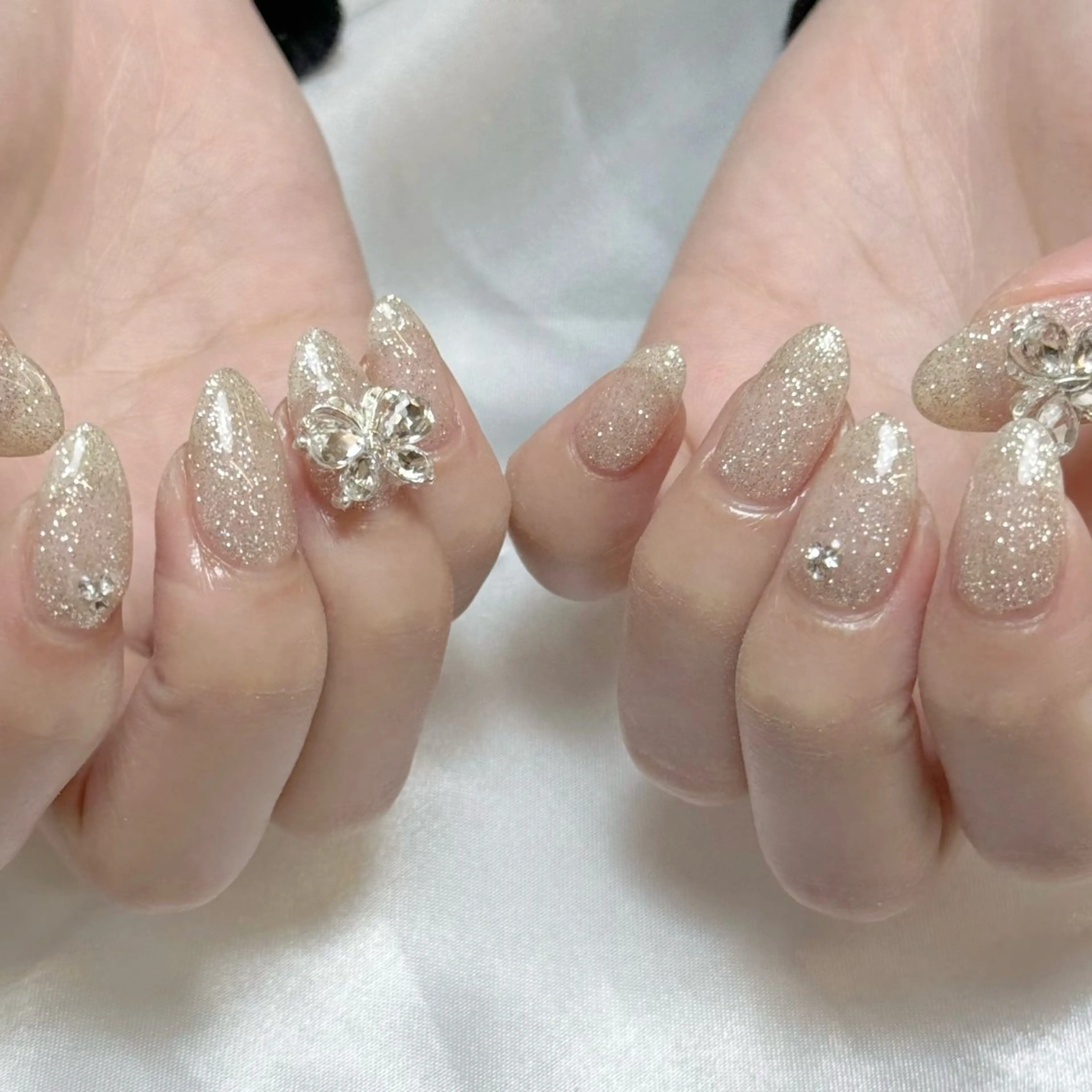 ネイル オーロラネイル ブルー フラッシュネイル フットネイル フレンチネイル 🌷yui ネイル🌷のネイルデザイン